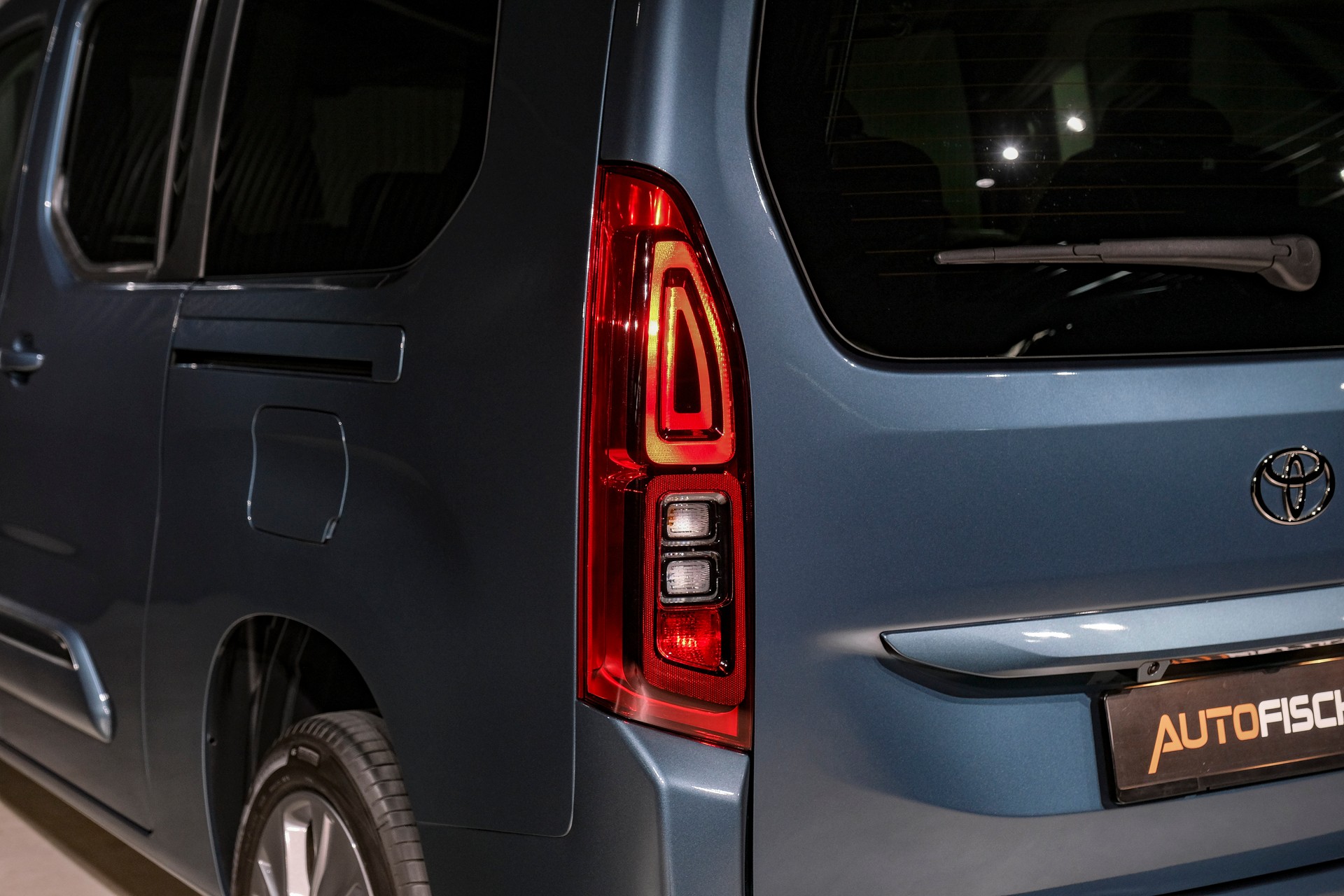 TOYOTA Proace City Verso 1.5 Trend L2 Automatik-image-27