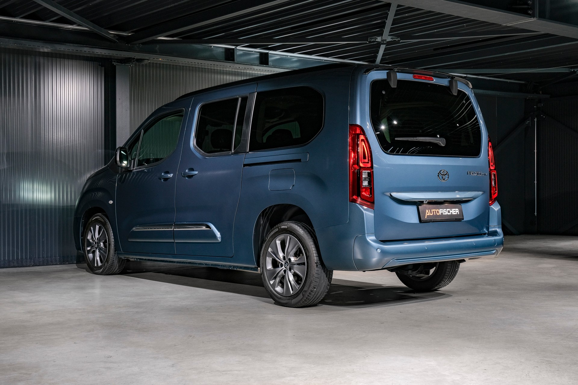 TOYOTA Proace City Verso 1.5 Trend L2 Automatik-image-7