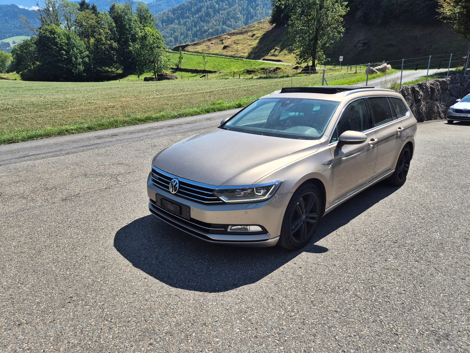 VW Passat Variant 2.0 TDI BMT High. DSG 4Motion-image-0