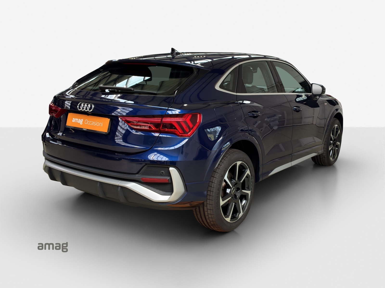 AUDI Q3 Sportback 35 TFSI S line Attraction S-tronic-image-4