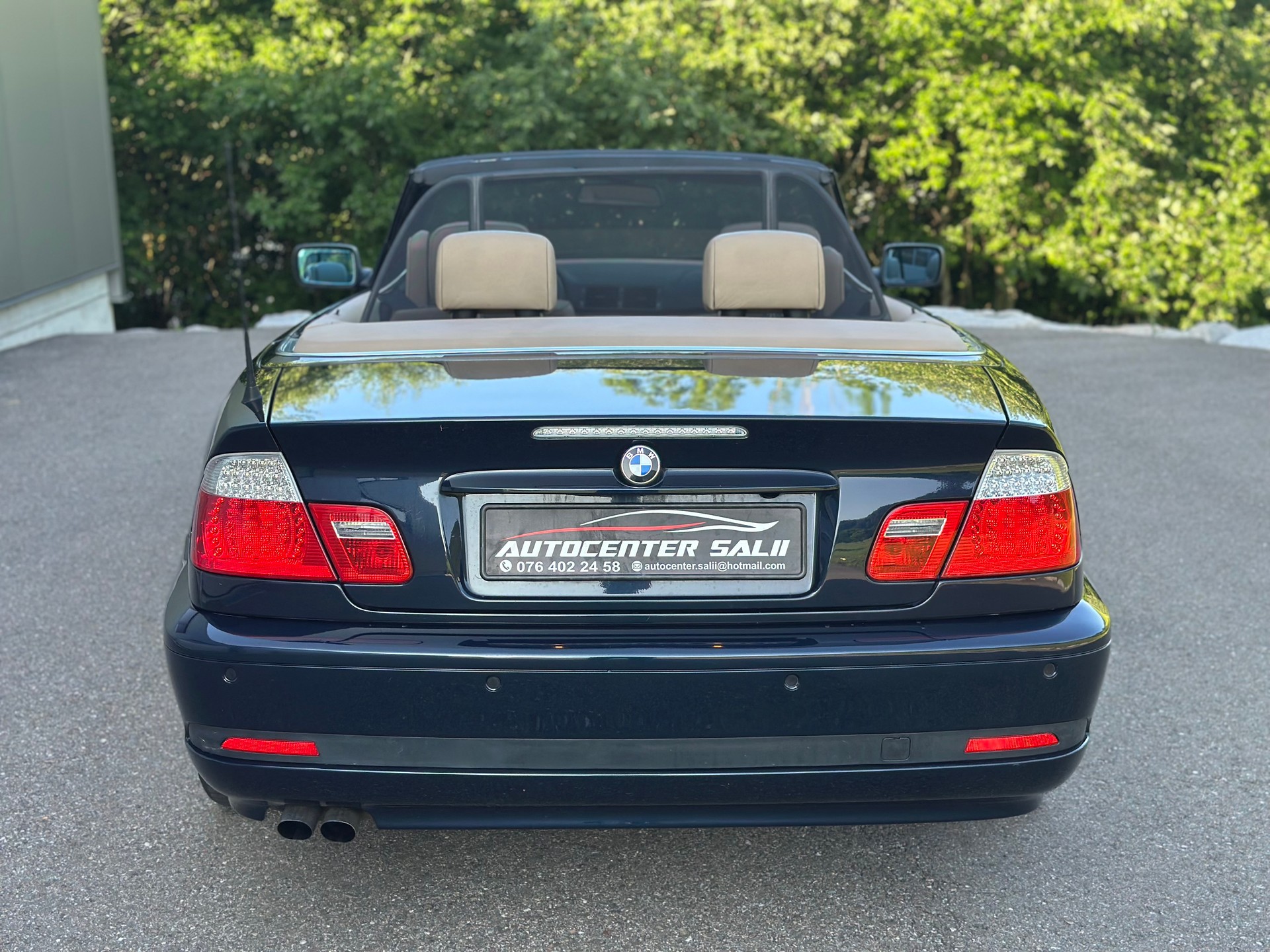 BMW 320Ci Cabriolet-image-5