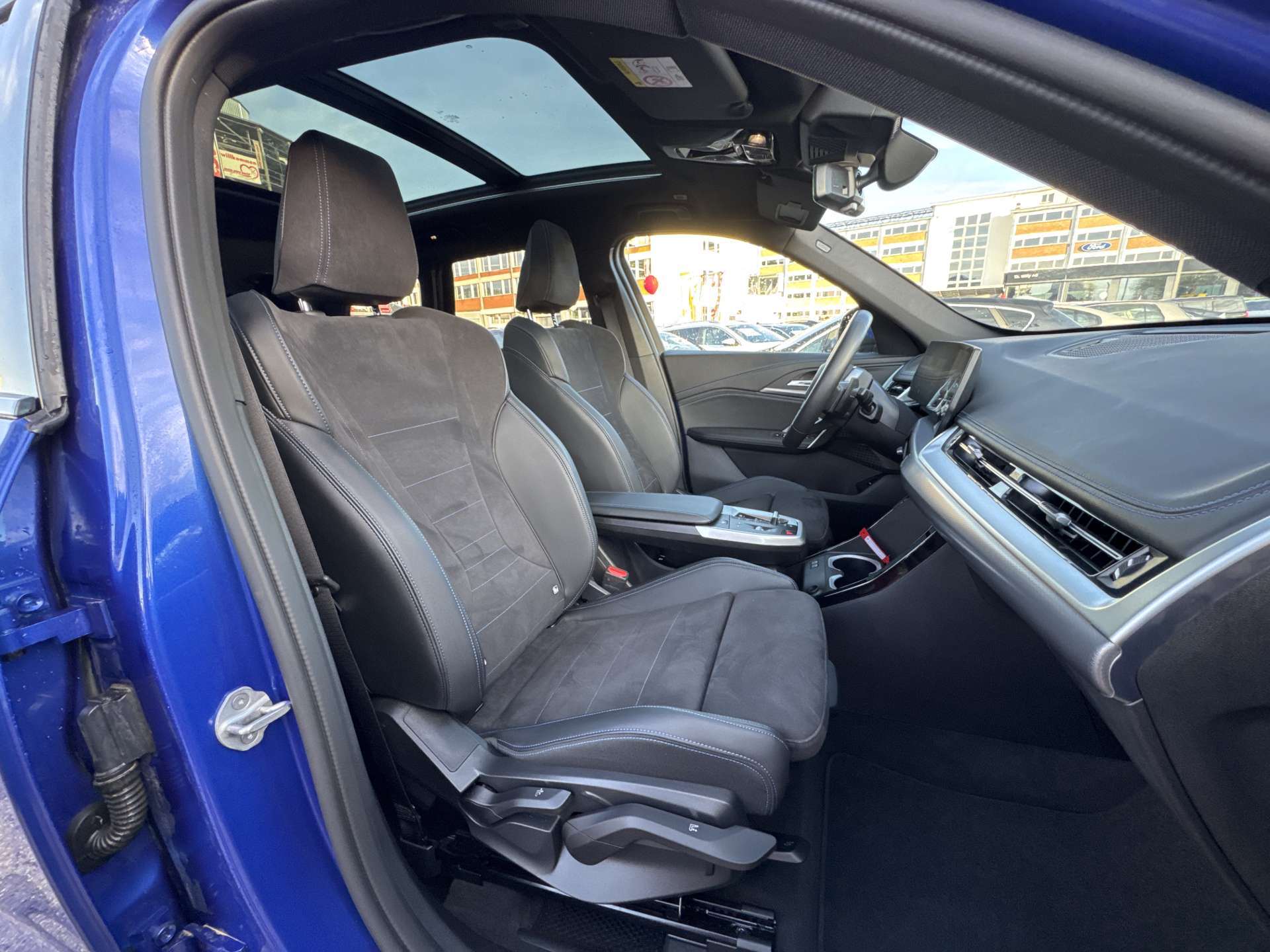 BMW X1 xDrive 20d 48V M Sport Automat-image-12