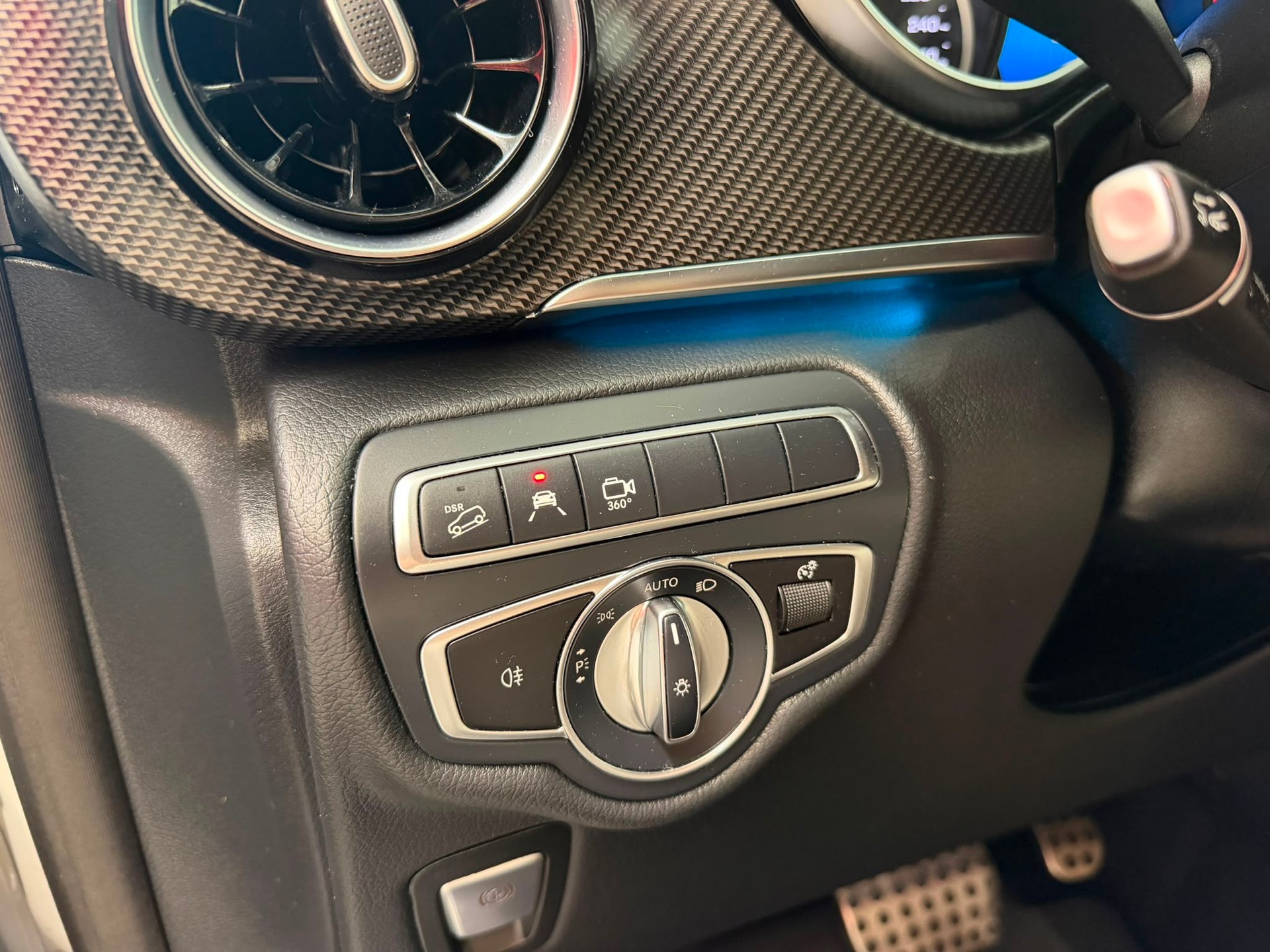MERCEDES-BENZ V 300 d lang AMG Avantgarde 4Matic 9G-Tronic-image-10