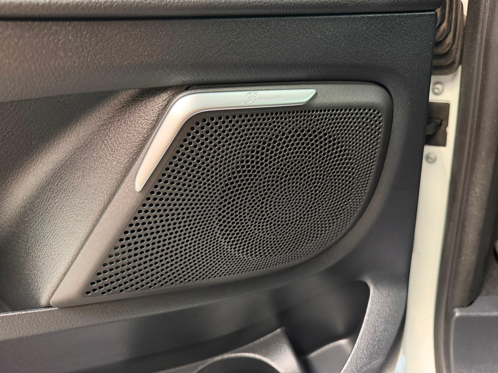 MERCEDES-BENZ V 300 d lang AMG Avantgarde 4Matic 9G-Tronic-image-22