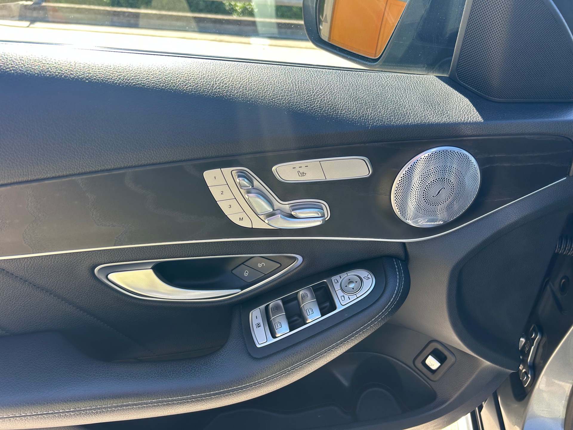 MERCEDES-BENZ C 220 d Swiss Star AMG Line 4M 9G-Tronic-image-17
