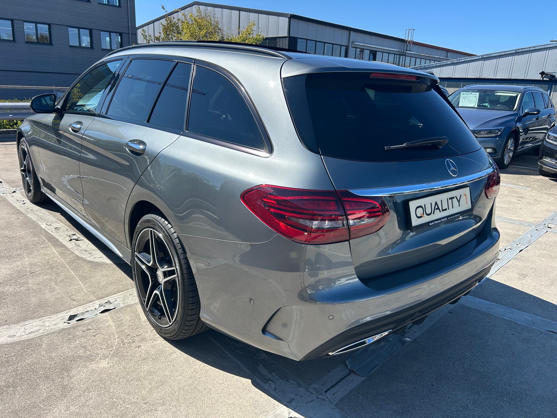 MERCEDES-BENZ C 220 d Swiss Star AMG Line 4M 9G-Tronic-showroom-element-2