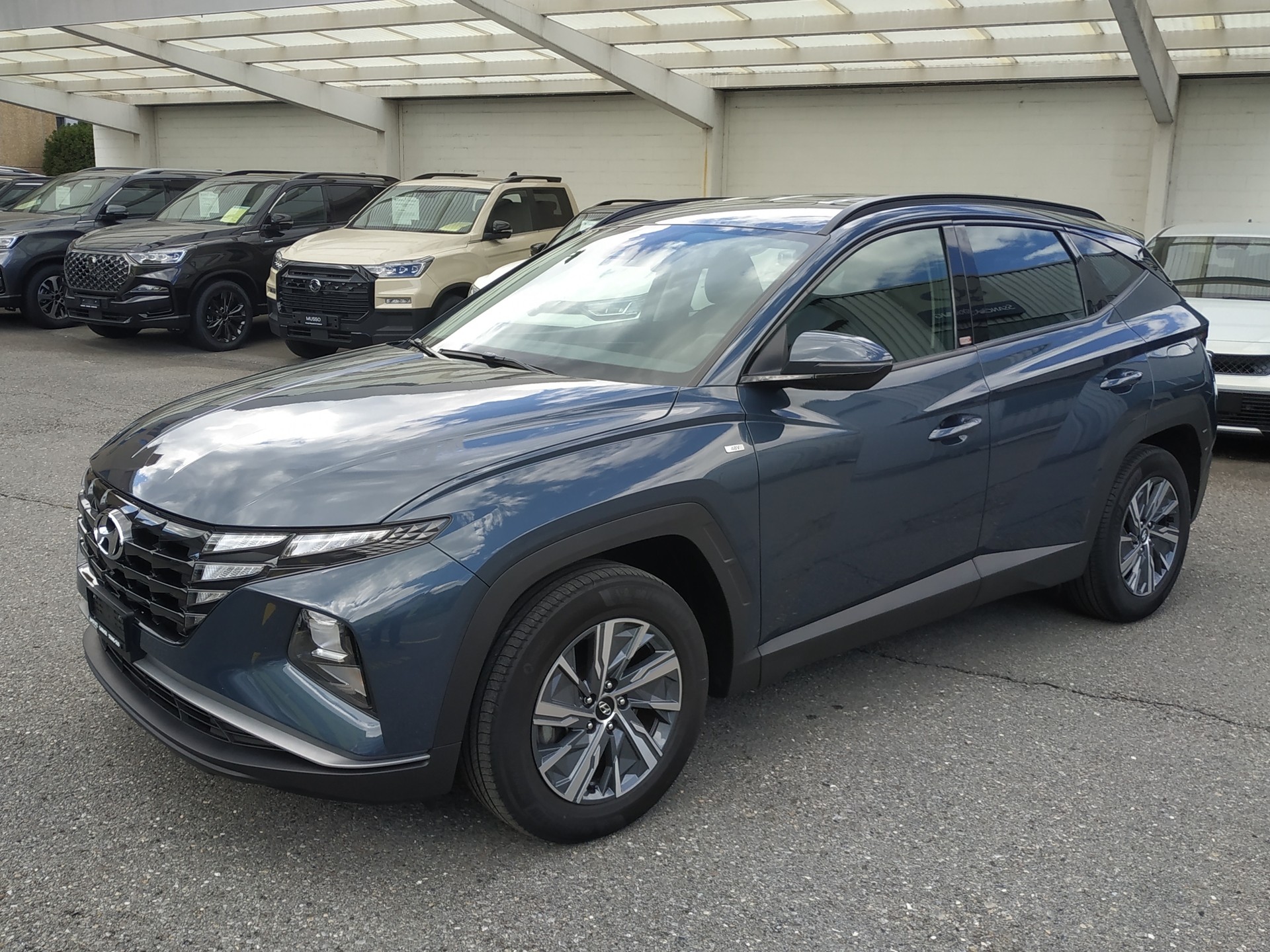 HYUNDAI Tucson 1.6 CRDI 48V Origo 4WD DCT-image-2