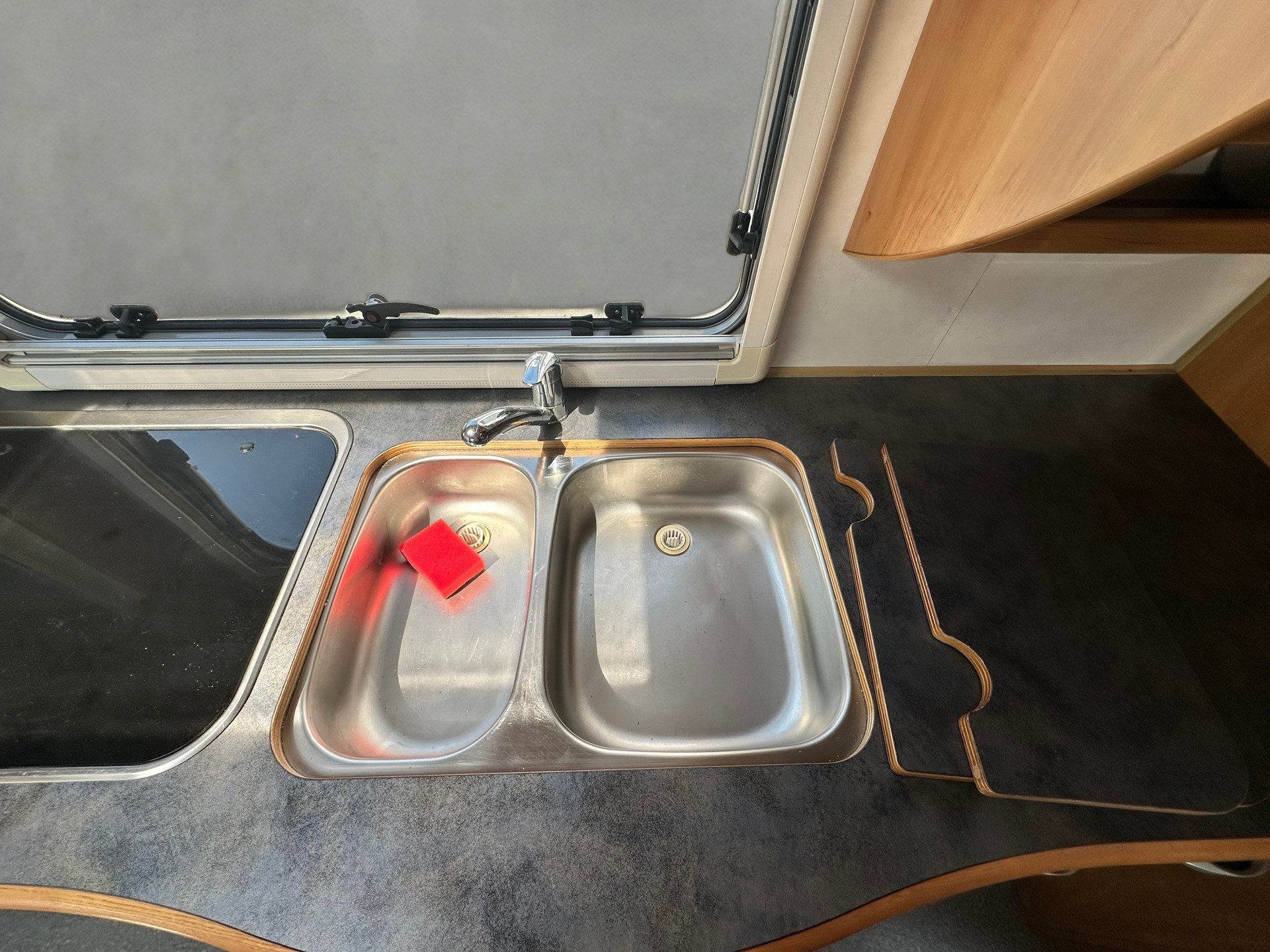 HYMER B-Klasse B 564-image-17
