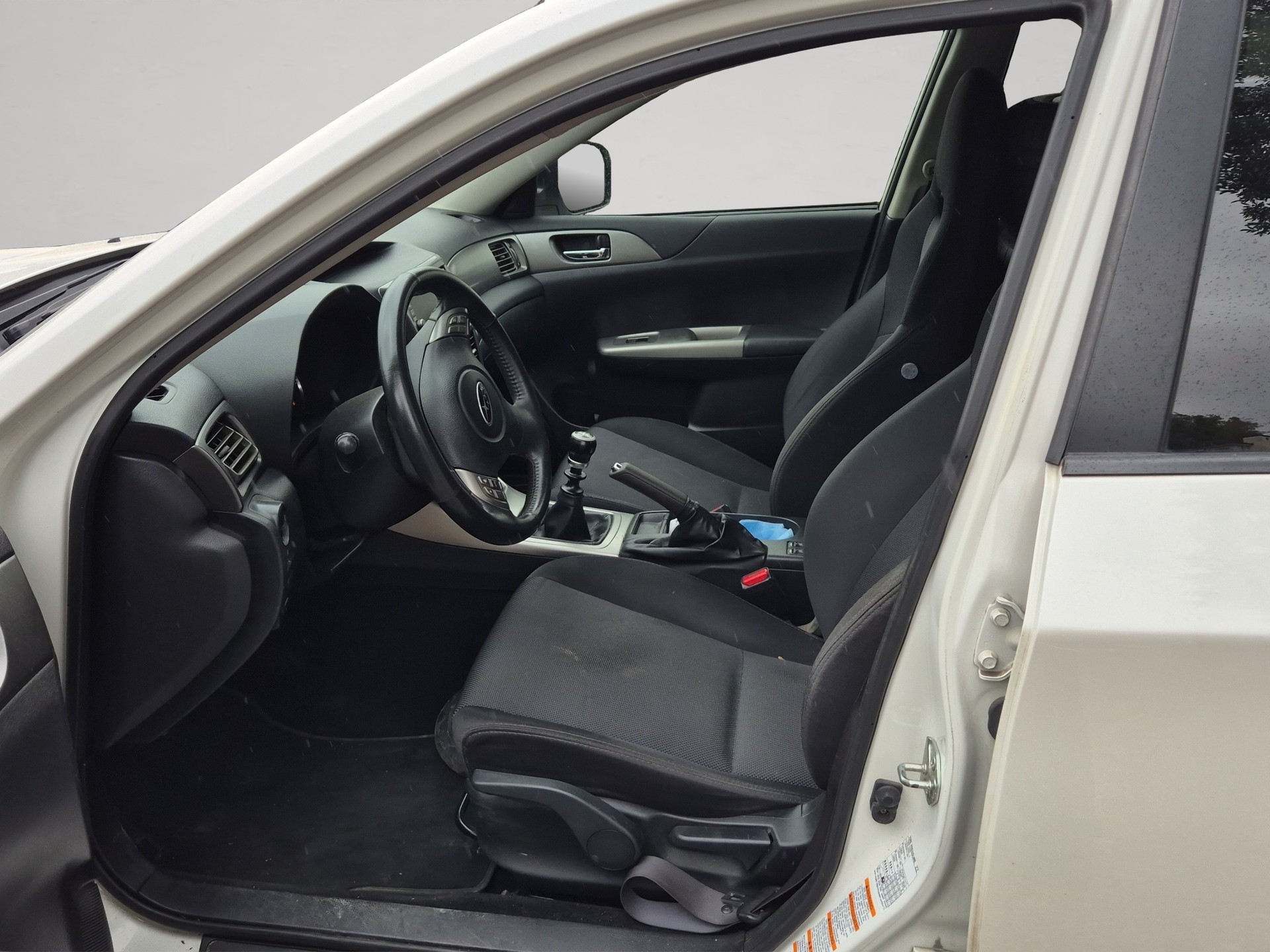 SUBARU Impreza 2.0D Swiss-image-9