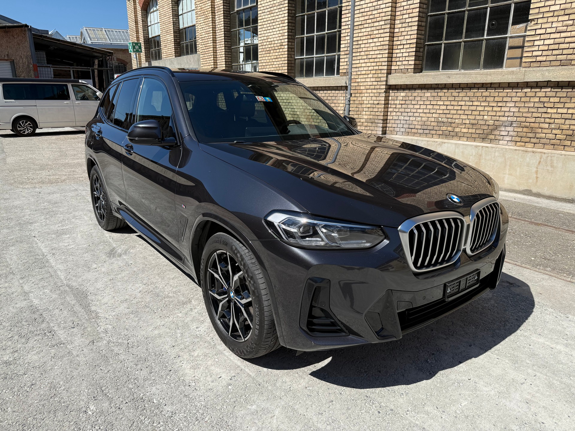 BMW xDrive 48V 20d M Sport-image-1