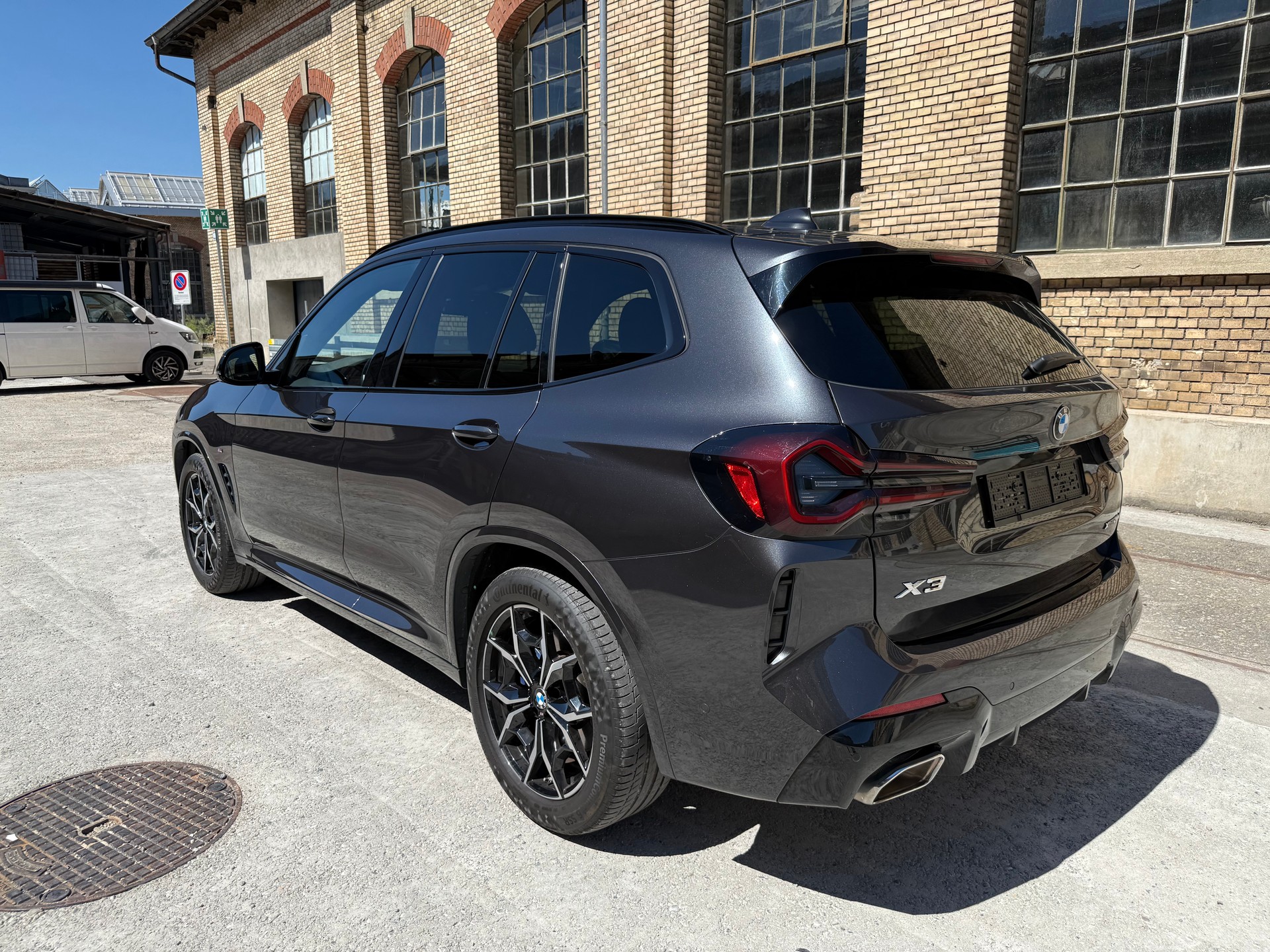 BMW xDrive 48V 20d M Sport-image-6