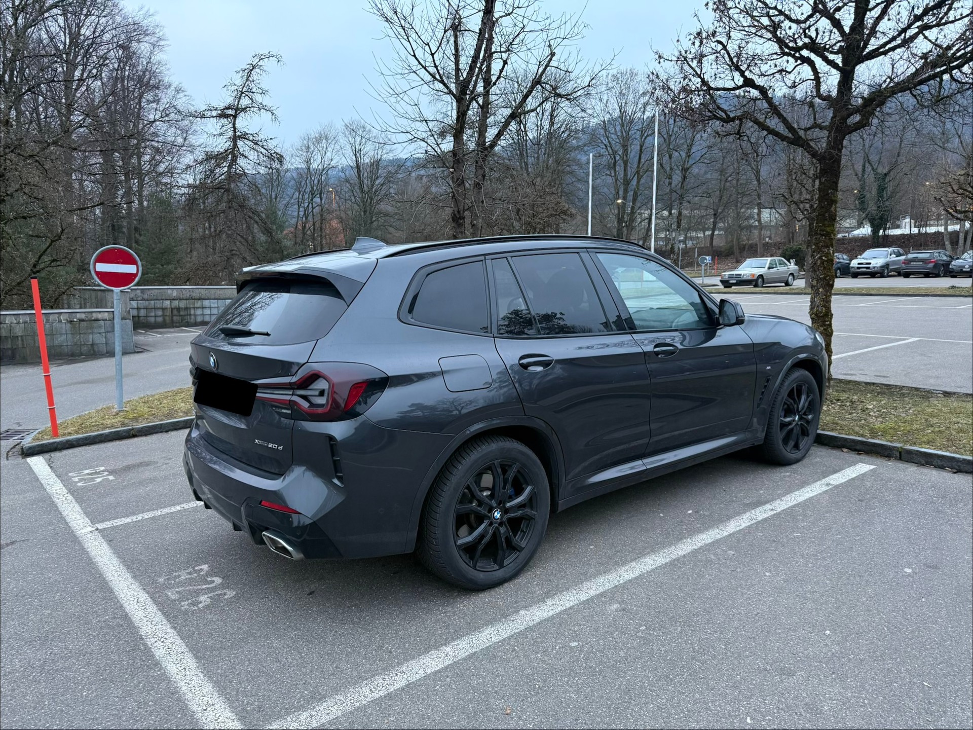 BMW xDrive 48V 20d M Sport-image-12