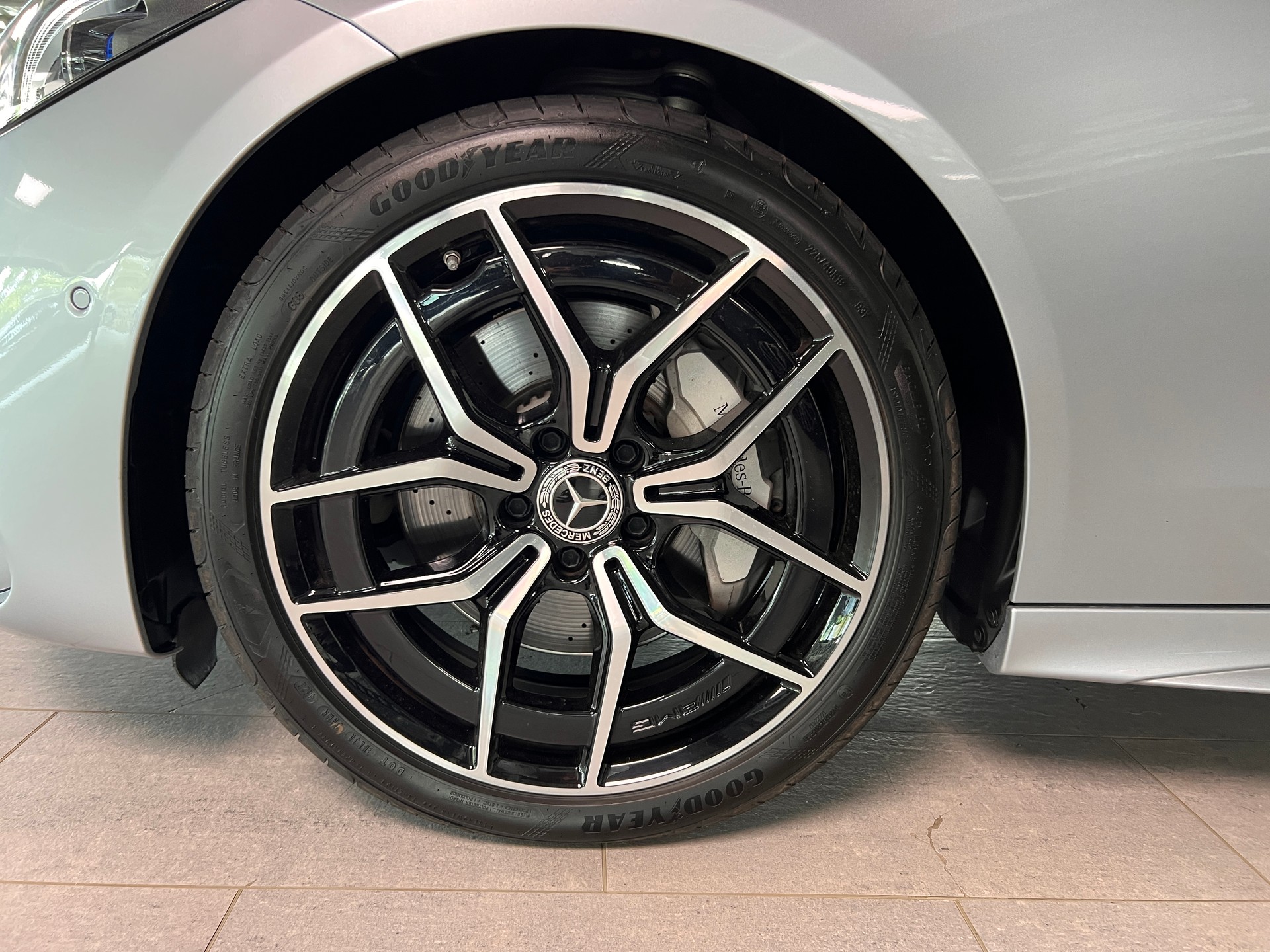 MERCEDES-BENZ C 220 d T 4Matic Swiss Star-image-5