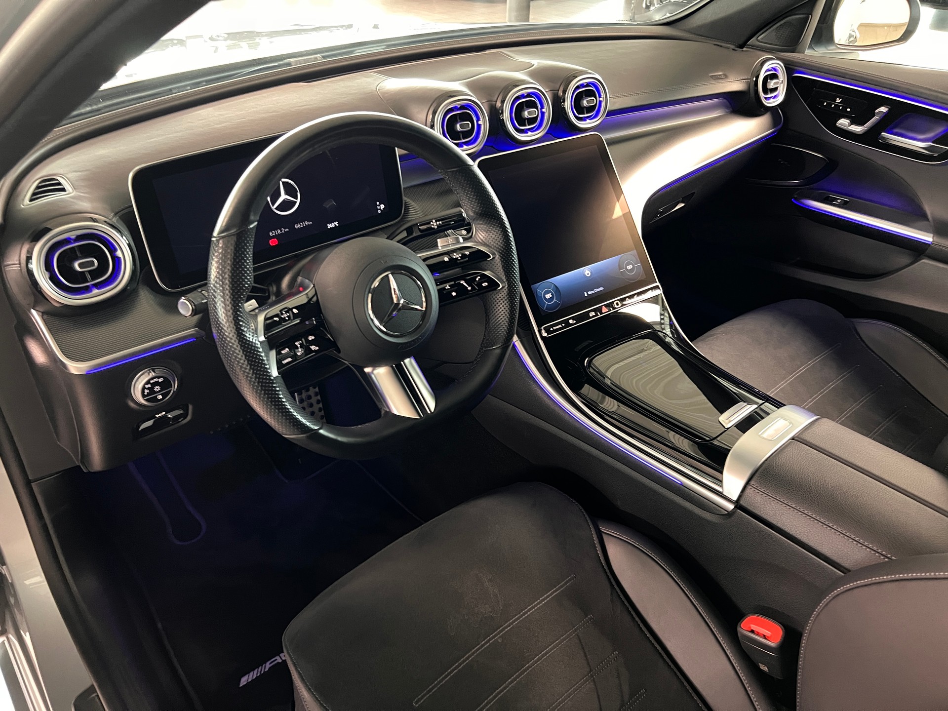 MERCEDES-BENZ C 220 d T 4Matic Swiss Star-image-9