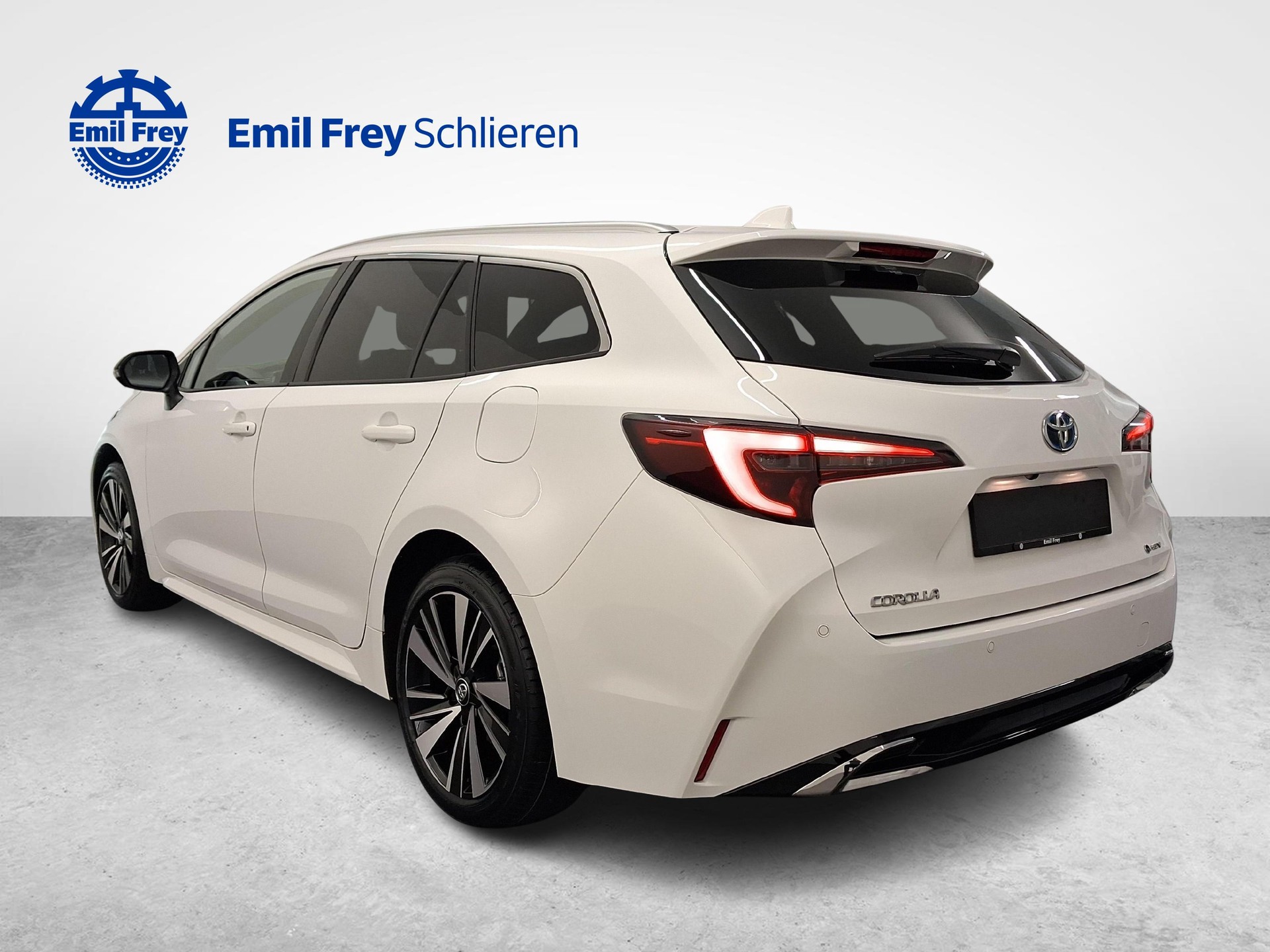 TOYOTA Corolla Touring Sports 1.8 HSD Trend-image-2