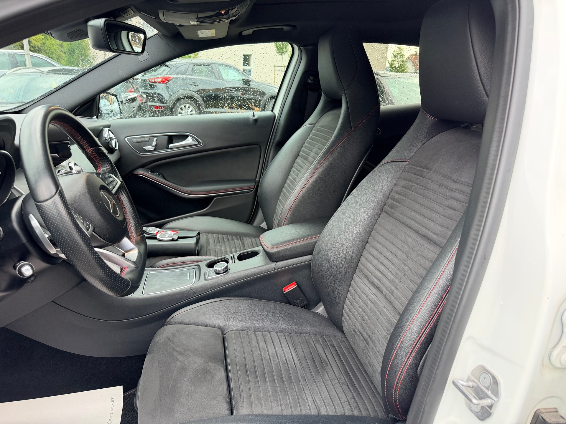 MERCEDES-BENZ GLA 250 AMG Line 4Matic 7G-DCT-image-20