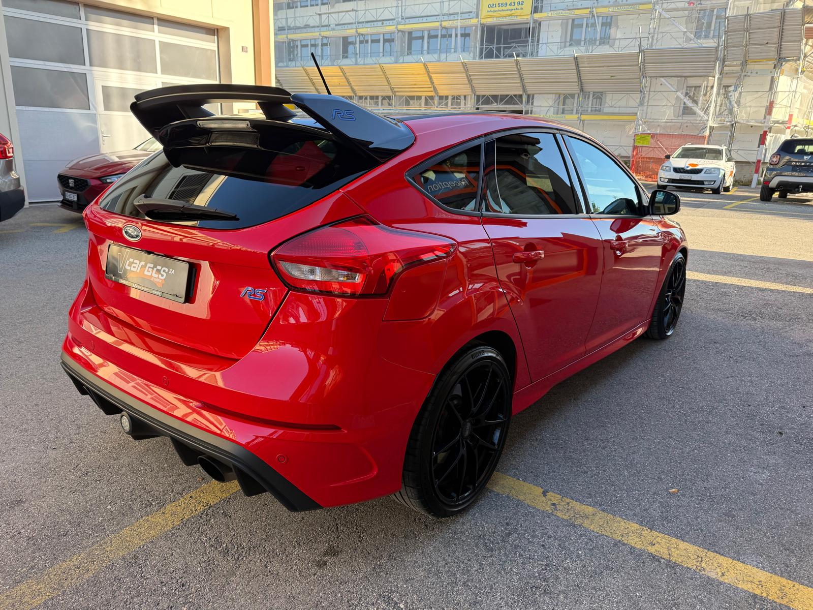FORD Focus 2.3 EcoBoost RS+ Race Red Edition AWD-image-3