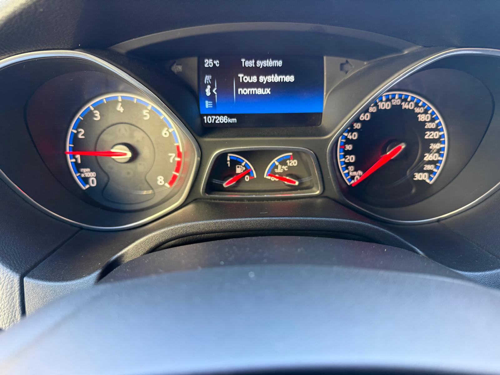 FORD Focus 2.3 EcoBoost RS+ Race Red Edition AWD-image-8