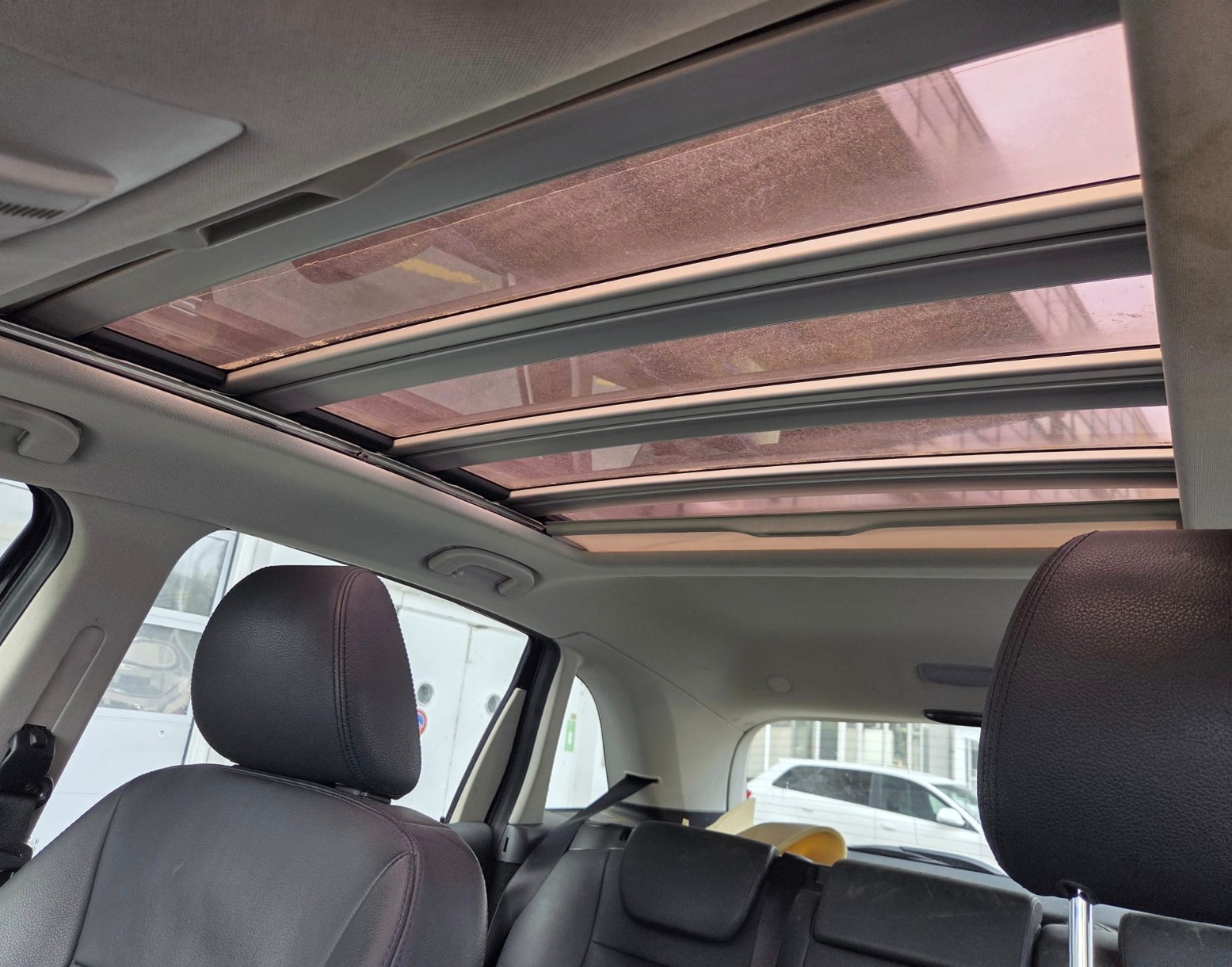 MERCEDES-BENZ B 200 CDI-image-11