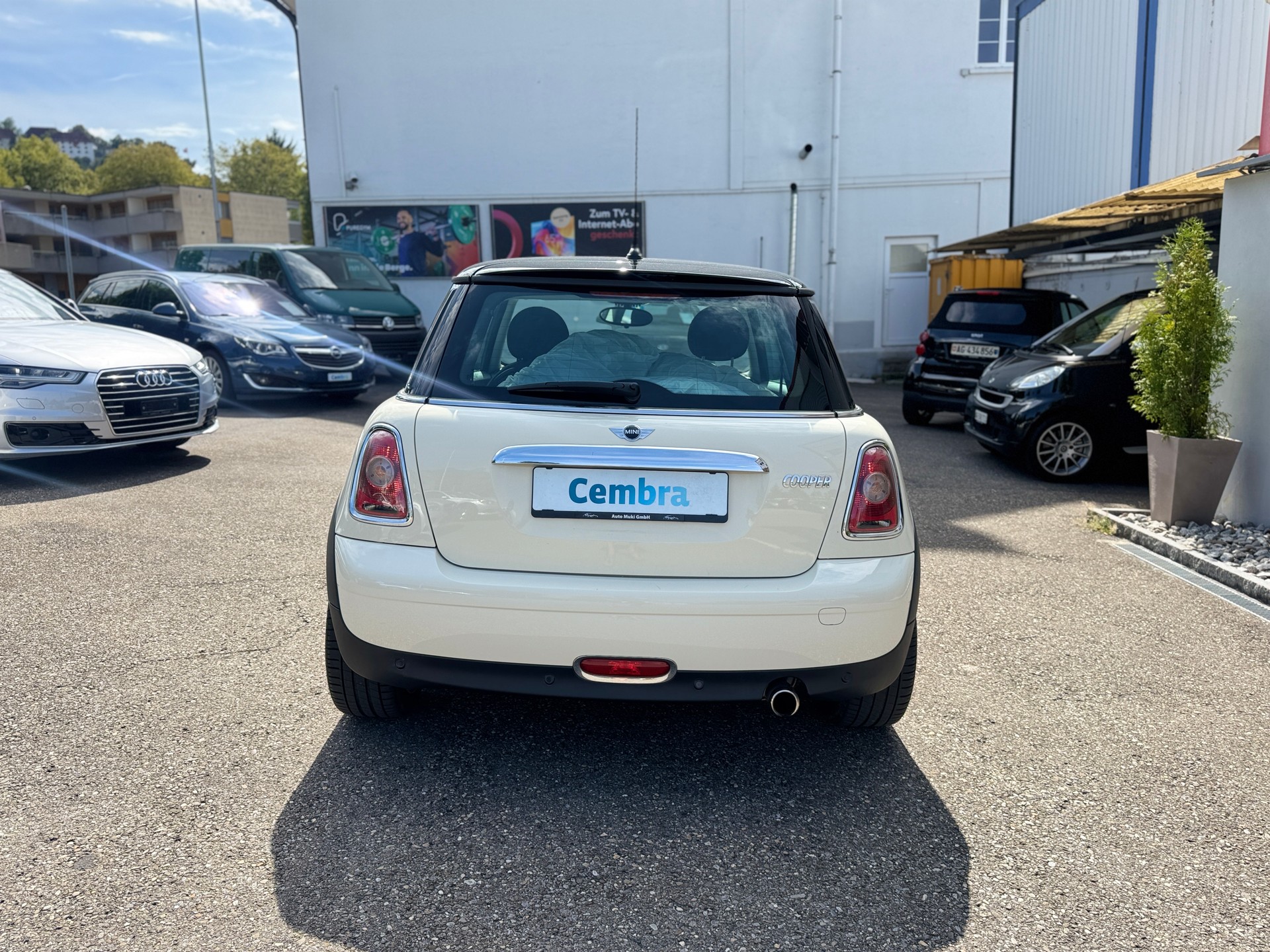 MINI Cooper-image-3