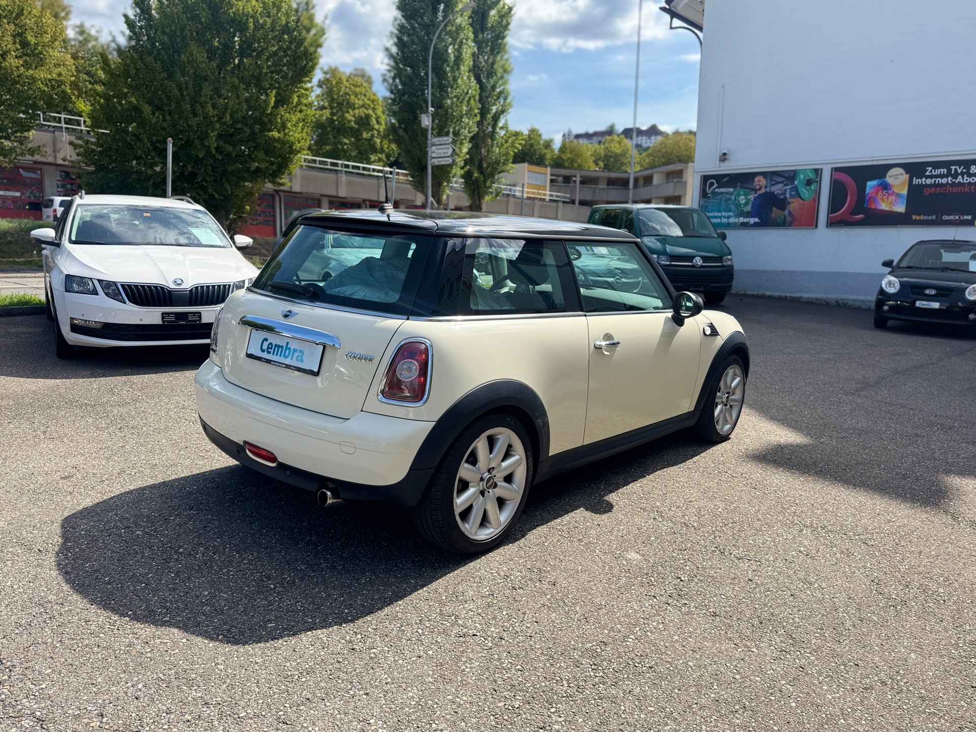 MINI Cooper-image-4