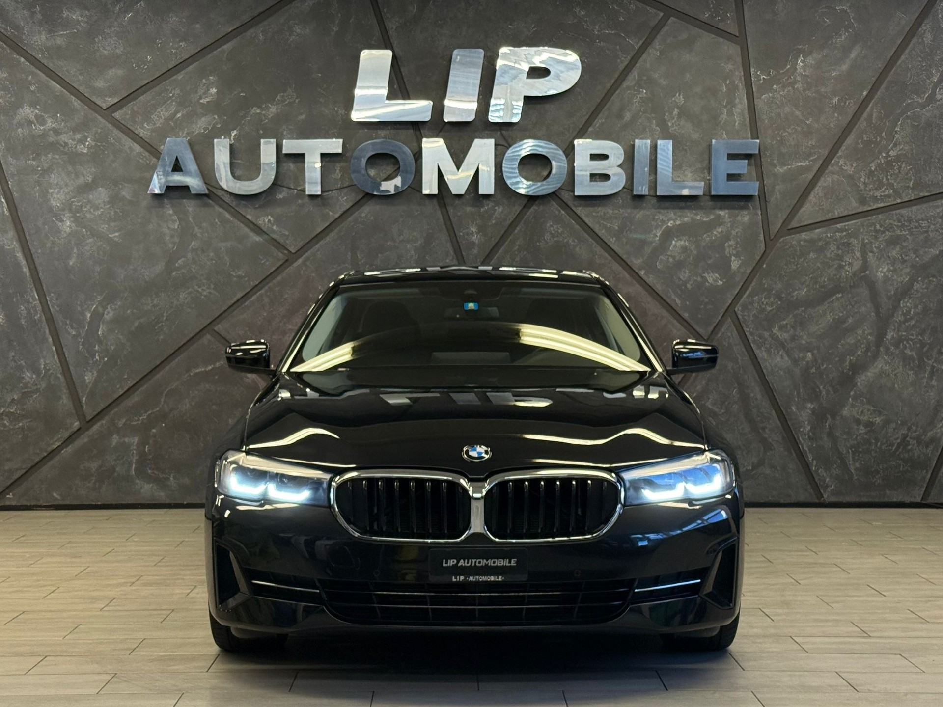 BMW 520d 48V Steptronic-image-1