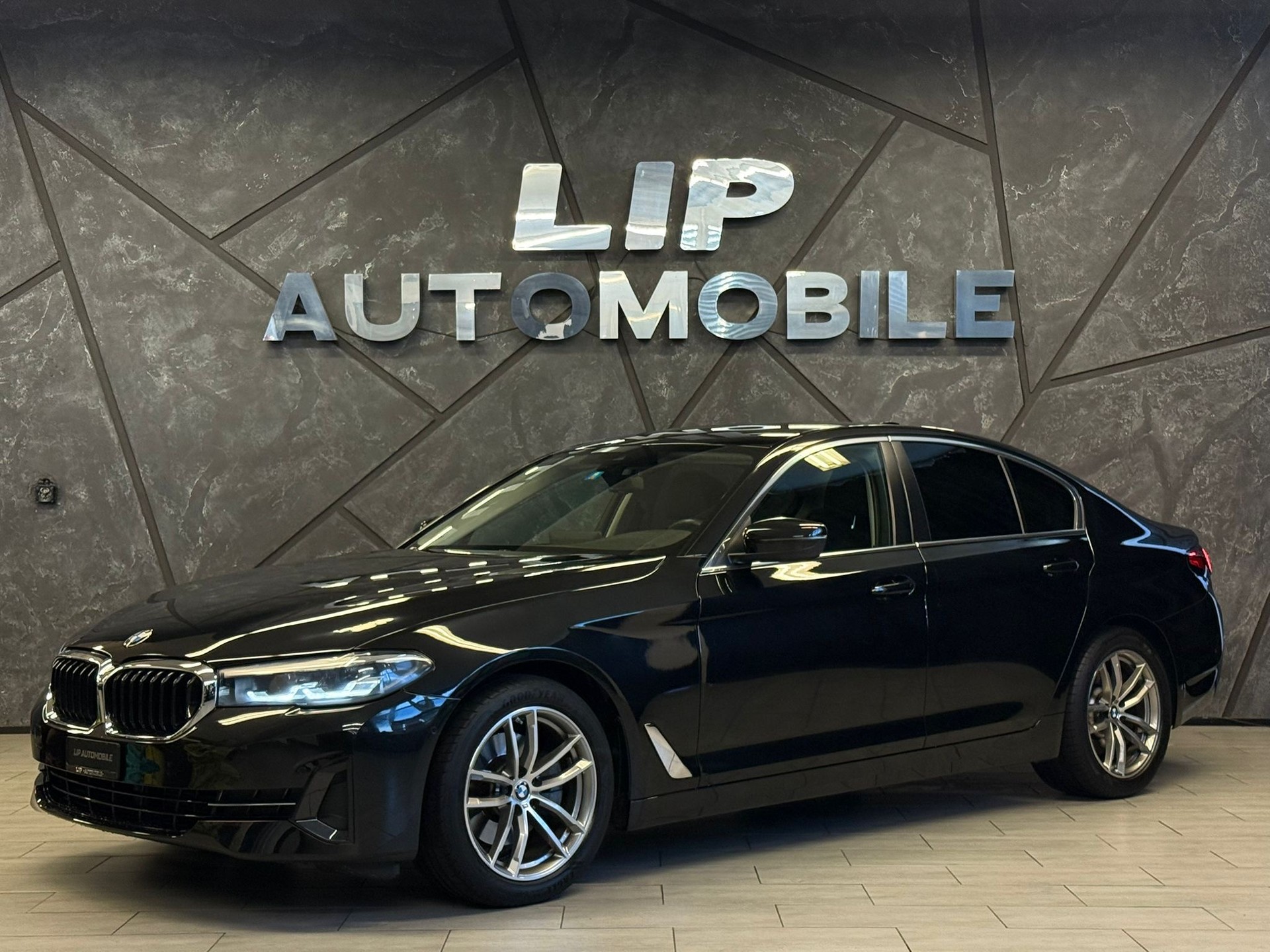BMW 520d 48V Steptronic-image-0