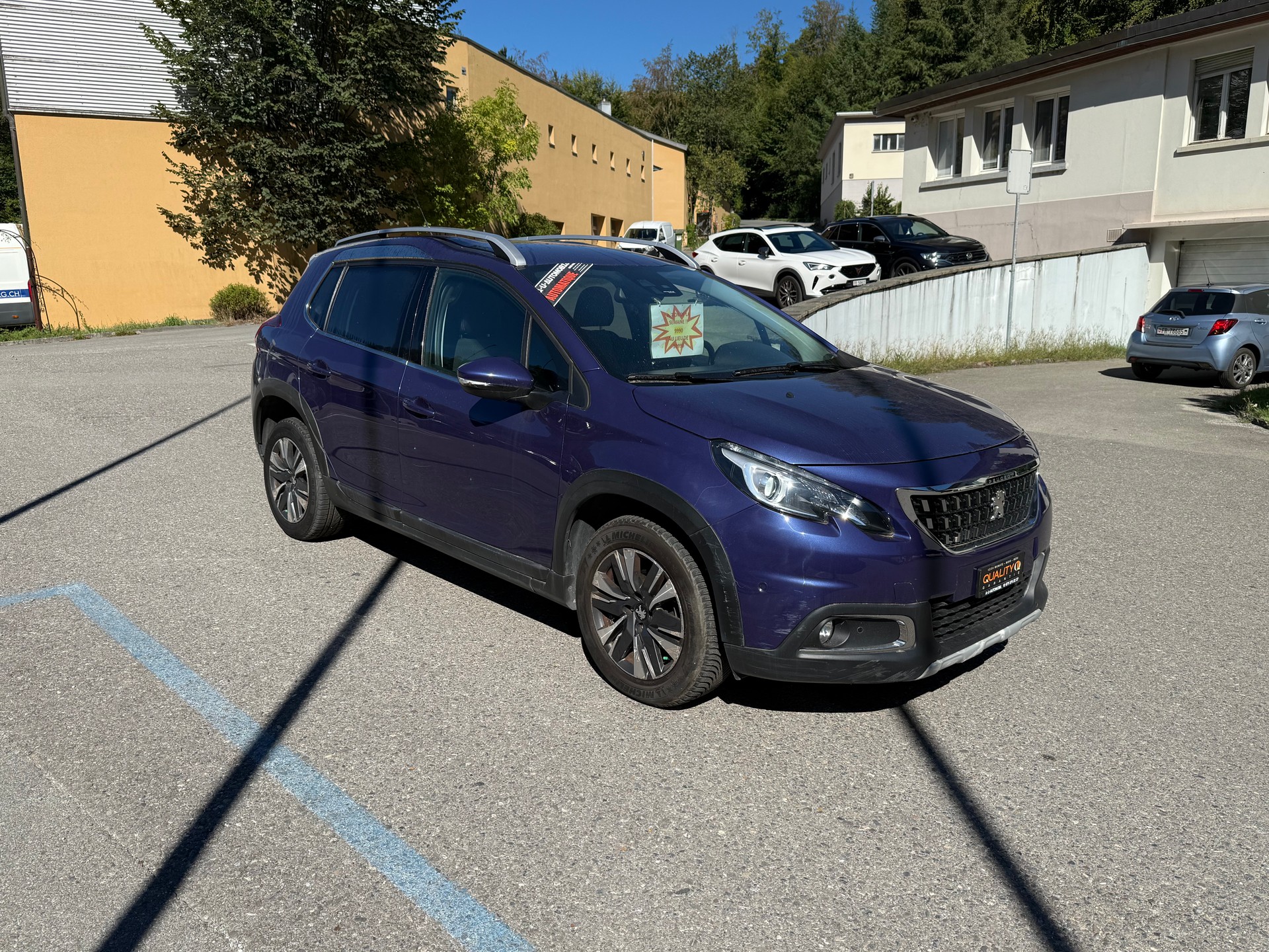 PEUGEOT 2008 1.2 PureTech Style EAT6-image-0