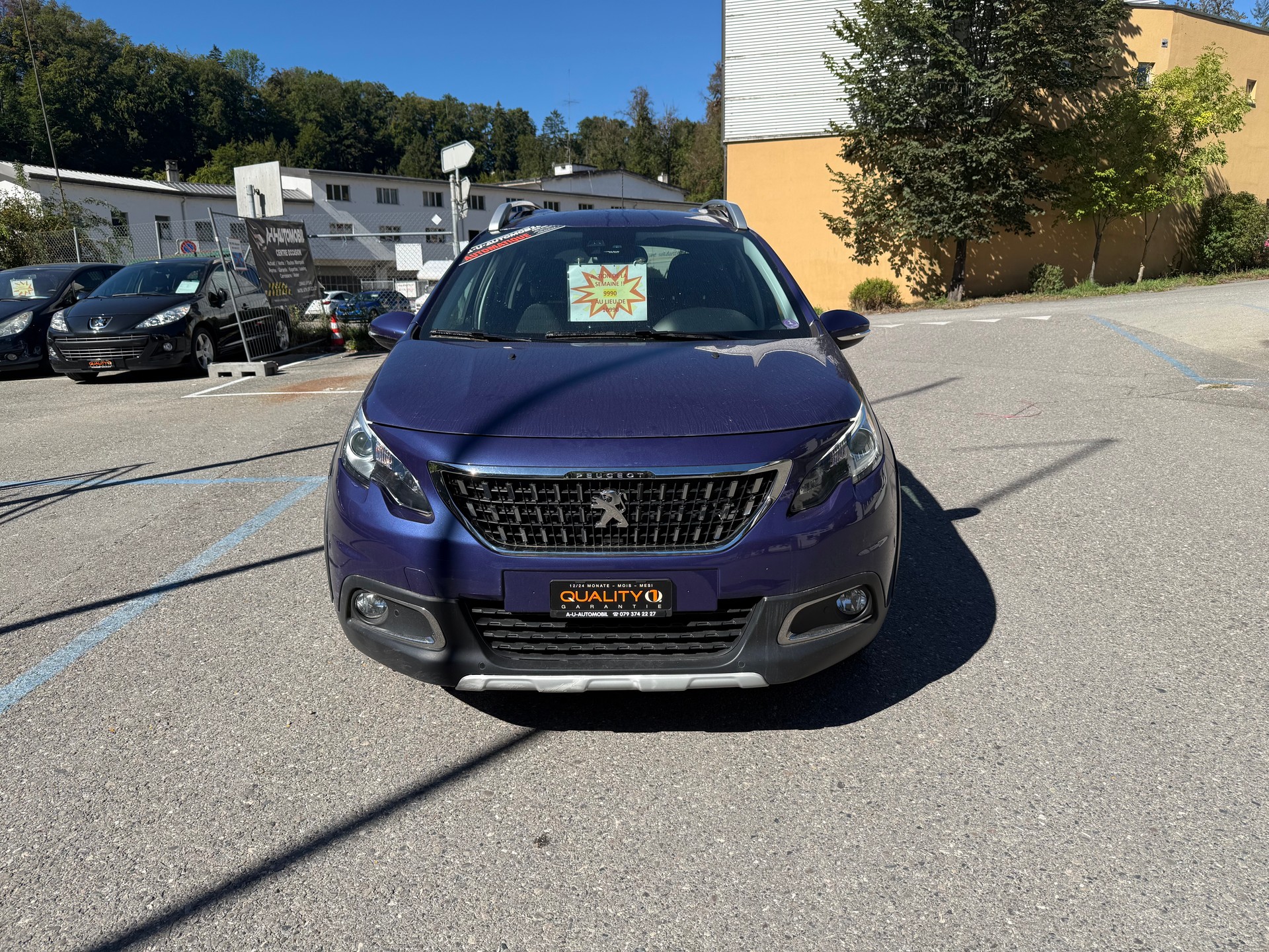 PEUGEOT 2008 1.2 PureTech Style EAT6-image-1