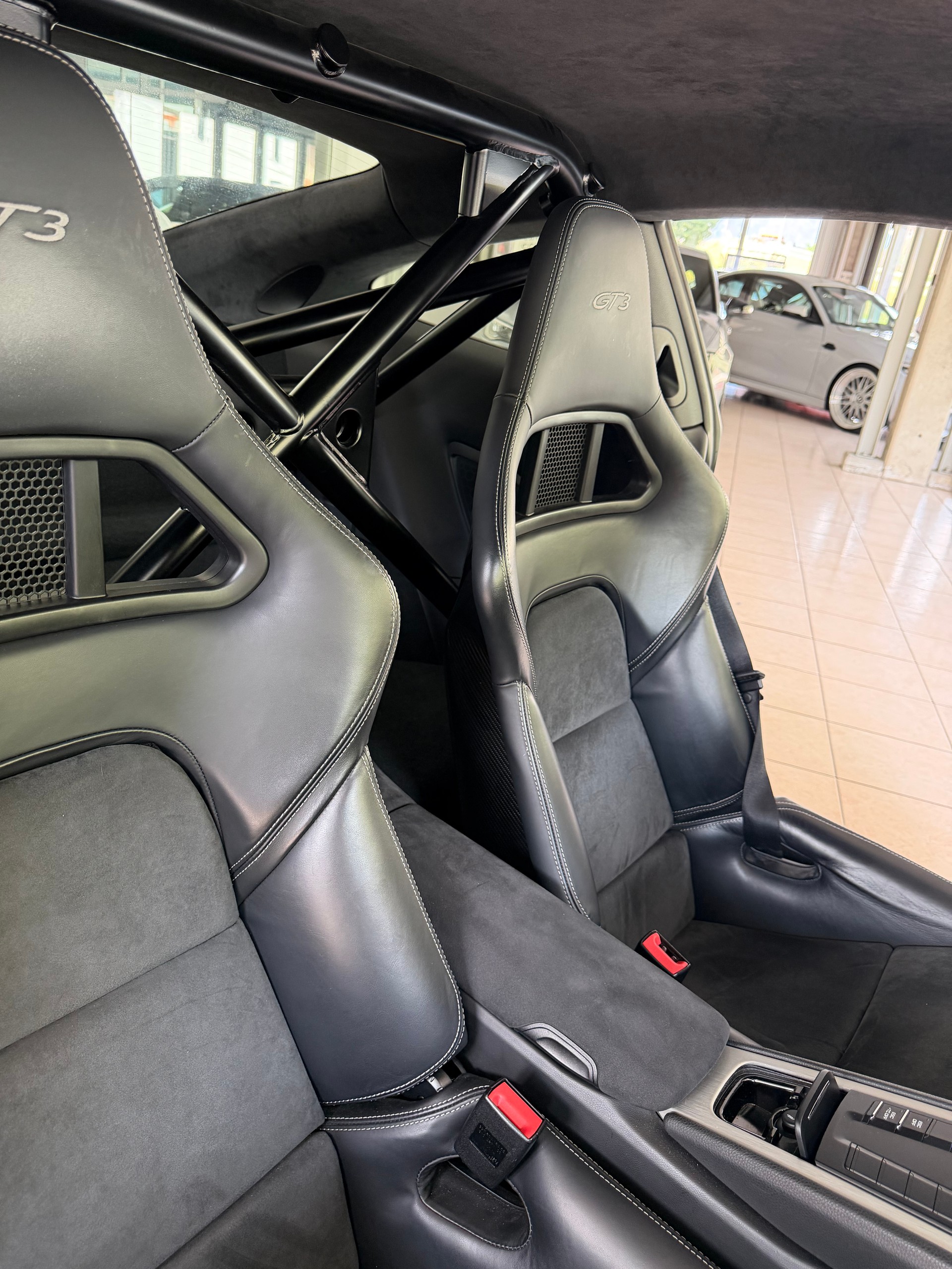 PORSCHE 911 GT3 PDK-image-15