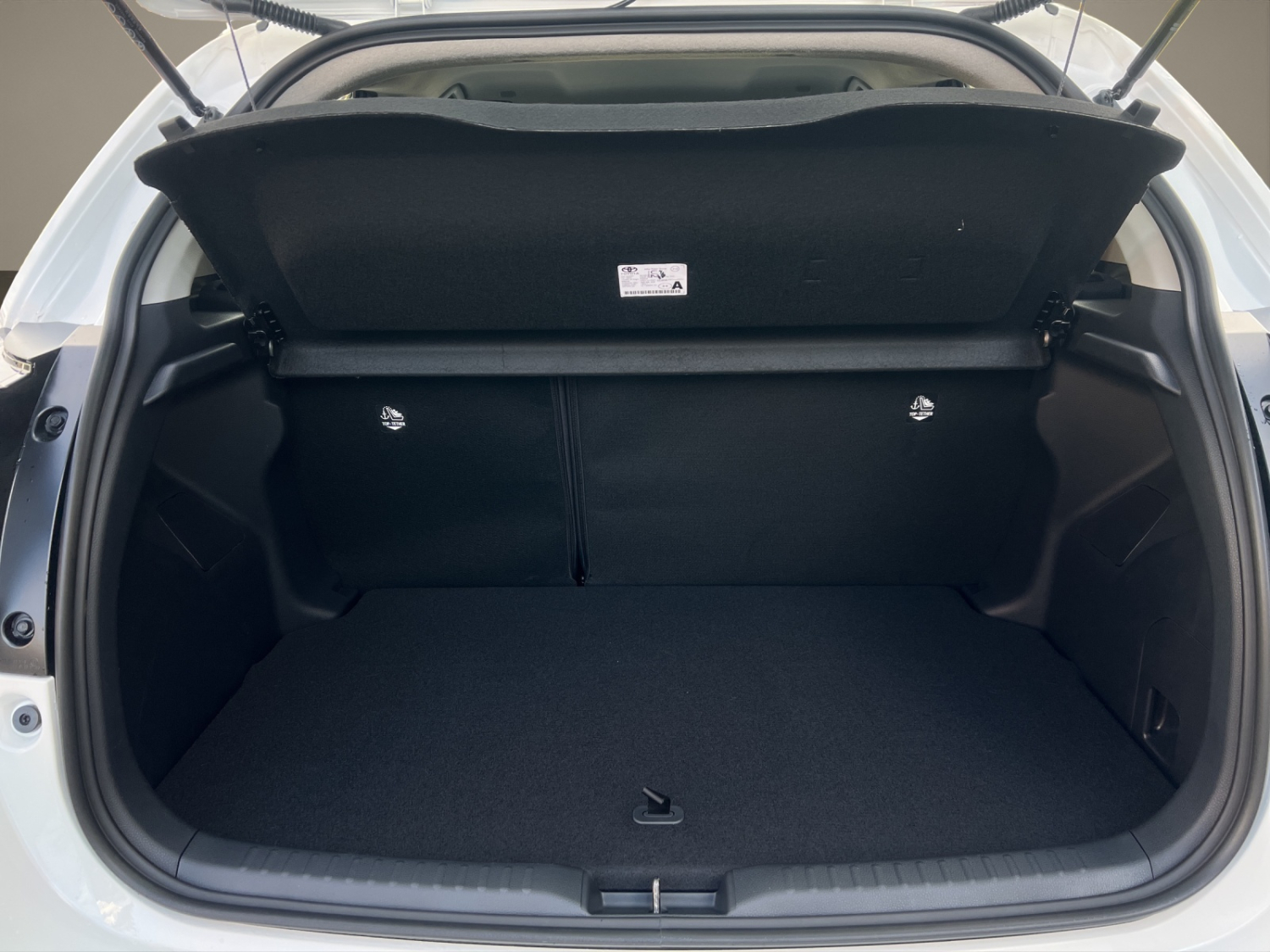 TOYOTA Yaris 1.5 VVT-i HSD Comfort-image-17