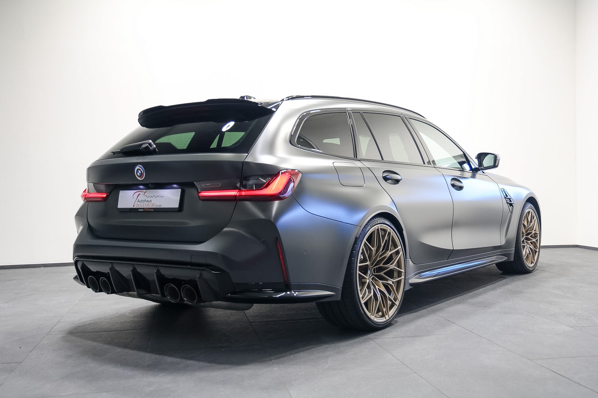 BMW M3 Touring xDrive Competition M LCI *530PS*Individual-Lackierung Frozen Dark Grey*M Performance Felgen*-image-9