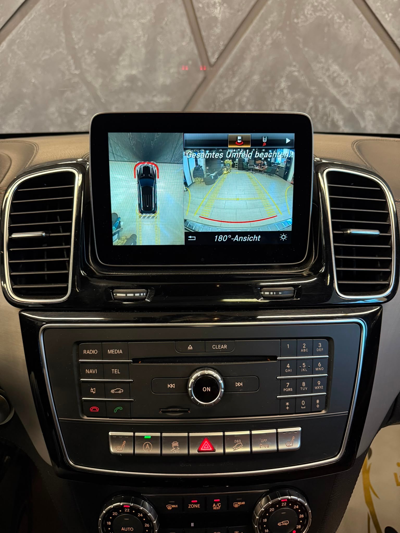MERCEDES-BENZ GLE 350 d Executive 4Matic 9G-Tronic-image-13