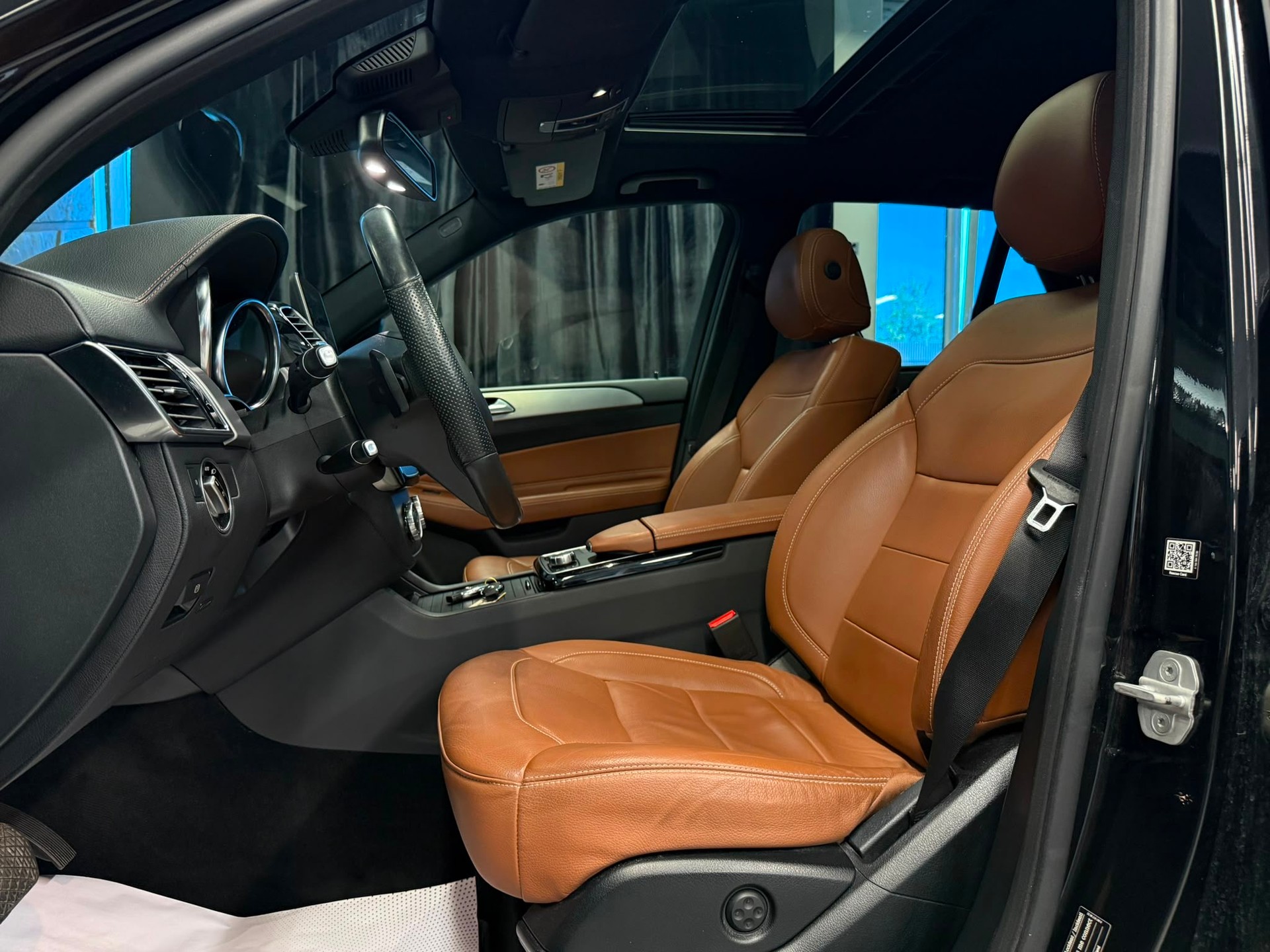 MERCEDES-BENZ GLE 350 d Executive 4Matic 9G-Tronic-image-10