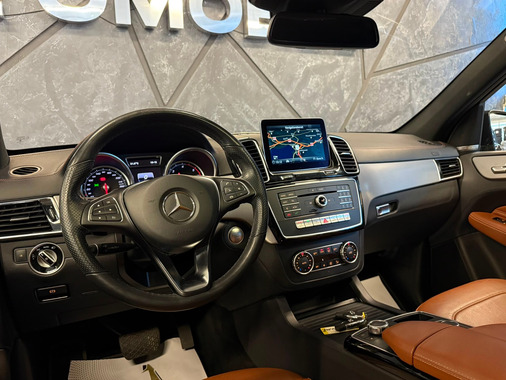 MERCEDES-BENZ GLE 350 d Executive 4Matic 9G-Tronic-image-9