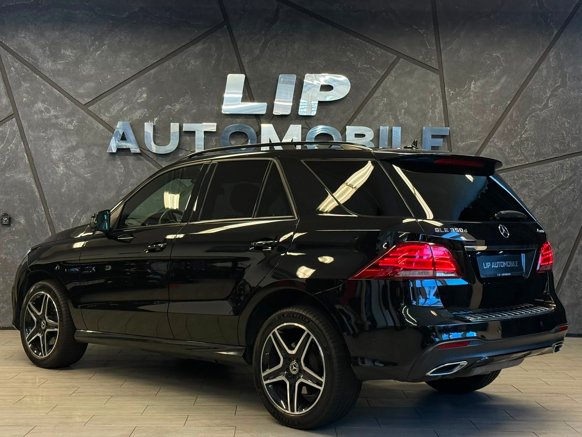 MERCEDES-BENZ GLE 350 d Executive 4Matic 9G-Tronic-image-7