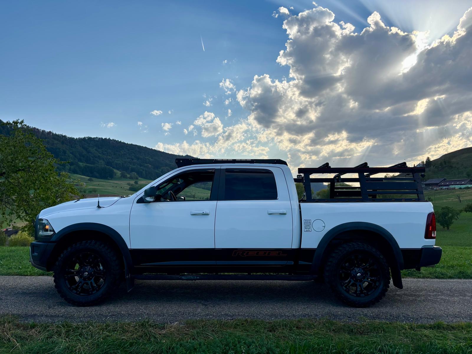 DODGE Ram 1500 Rebel-image-1