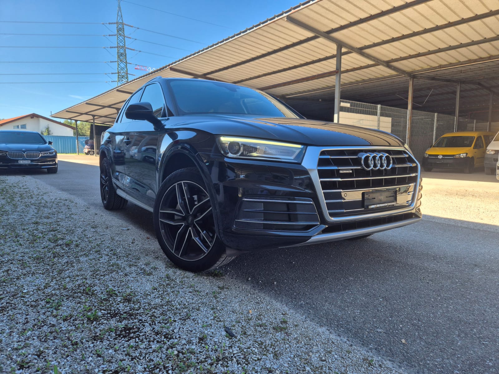 AUDI Q5 2.0 TDI quattro S-tronic-image-11