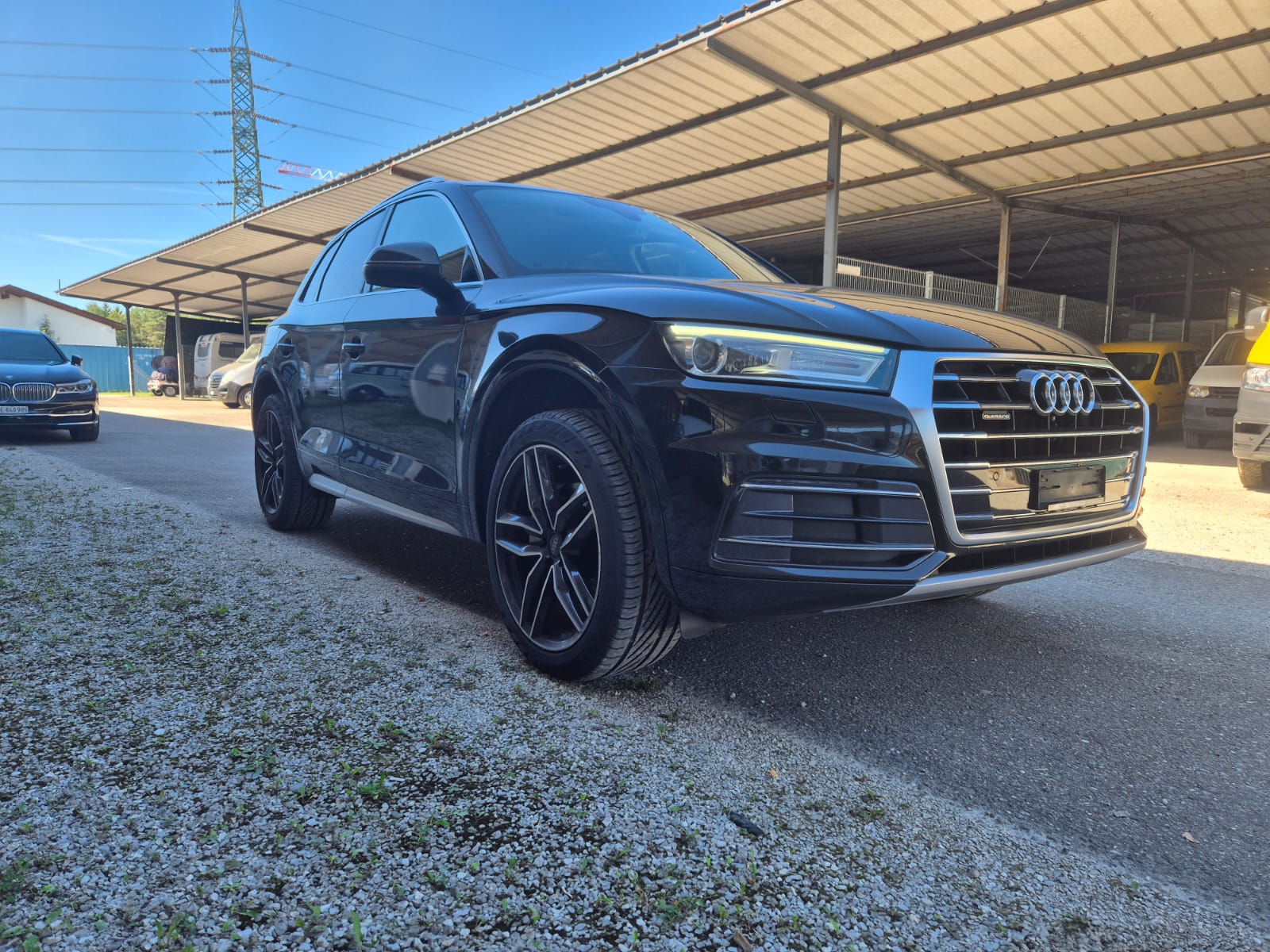 AUDI Q5 2.0 TDI quattro S-tronic-image-1