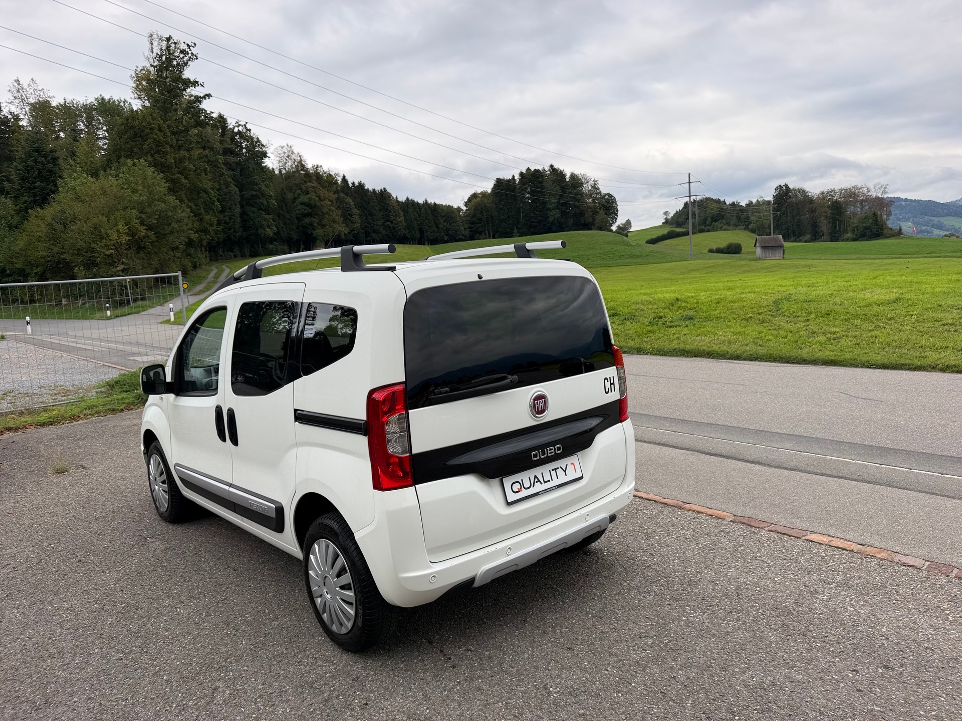 FIAT Qubo 1.3 JTD Trekking-image-5