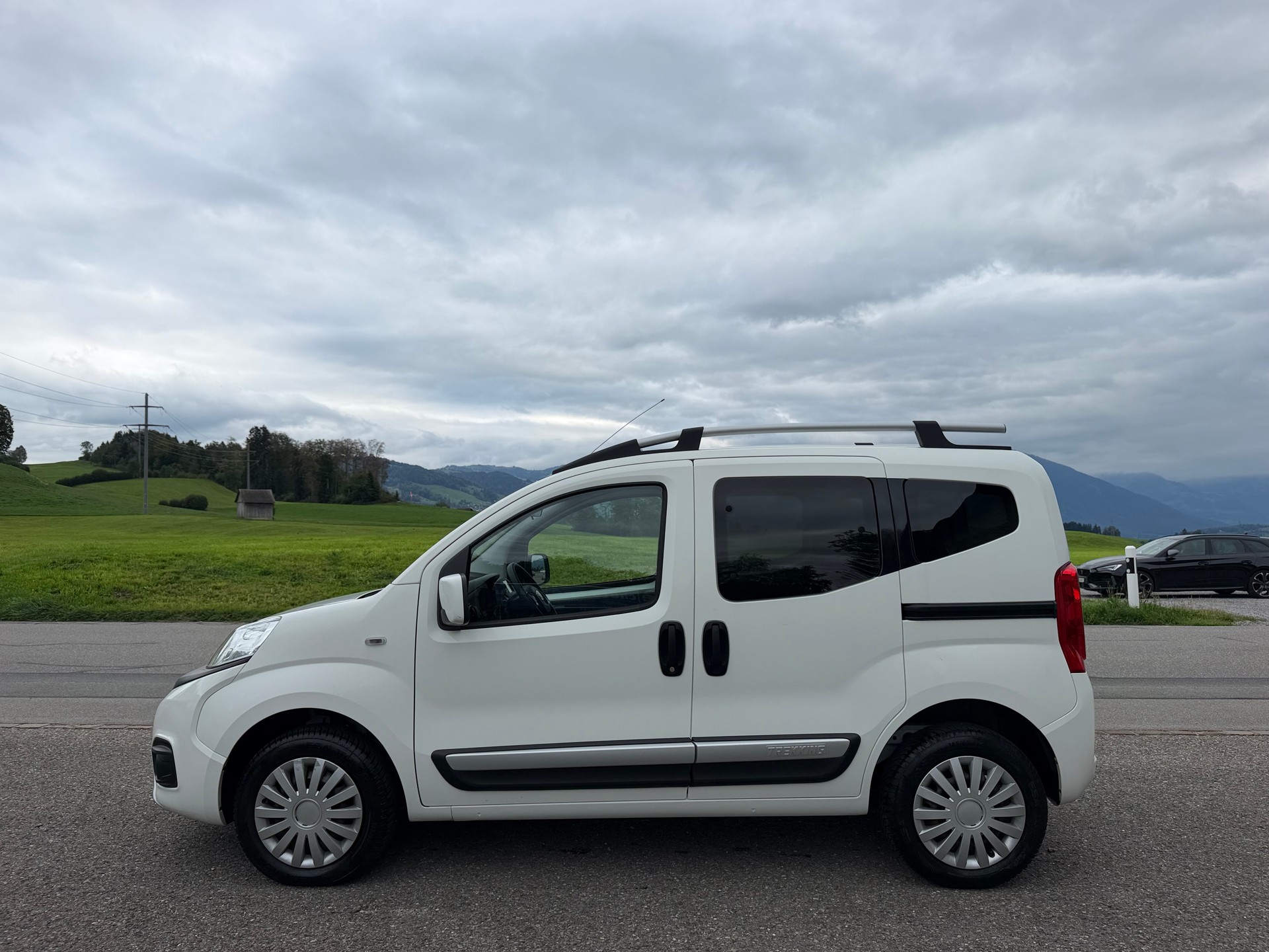 FIAT Qubo 1.3 JTD Trekking-image-0