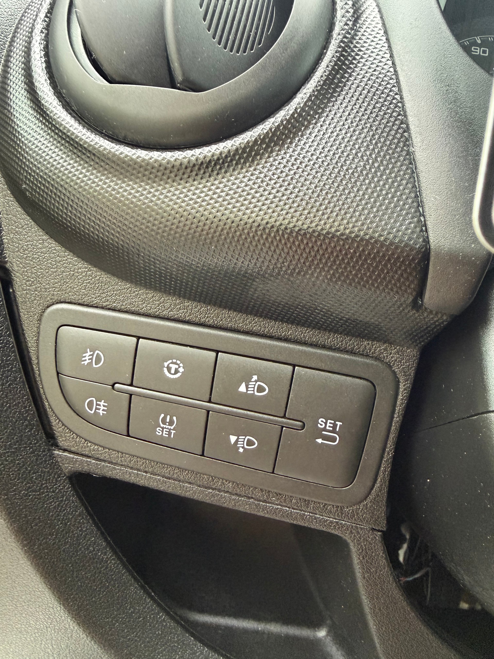 FIAT Qubo 1.3 JTD Trekking-image-11