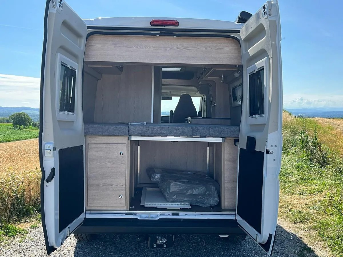 PÖSSL Summit 600 Plus *Ready to Camp* Navi+Kamera/Solar/Markise/AHK-image-10
