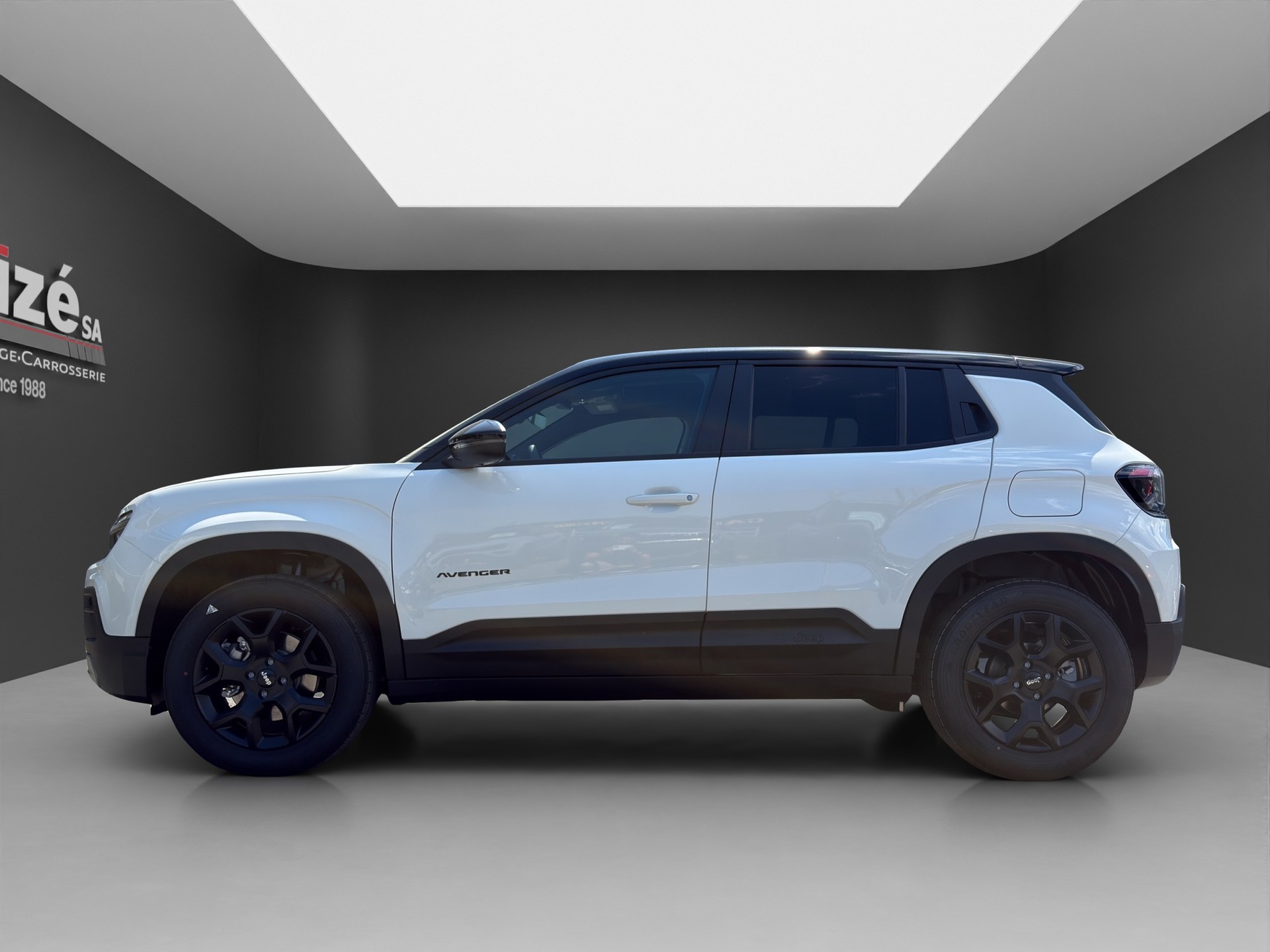 JEEP Avenger 1.2 Turbo MHEV Longitude Black Kite-image-3