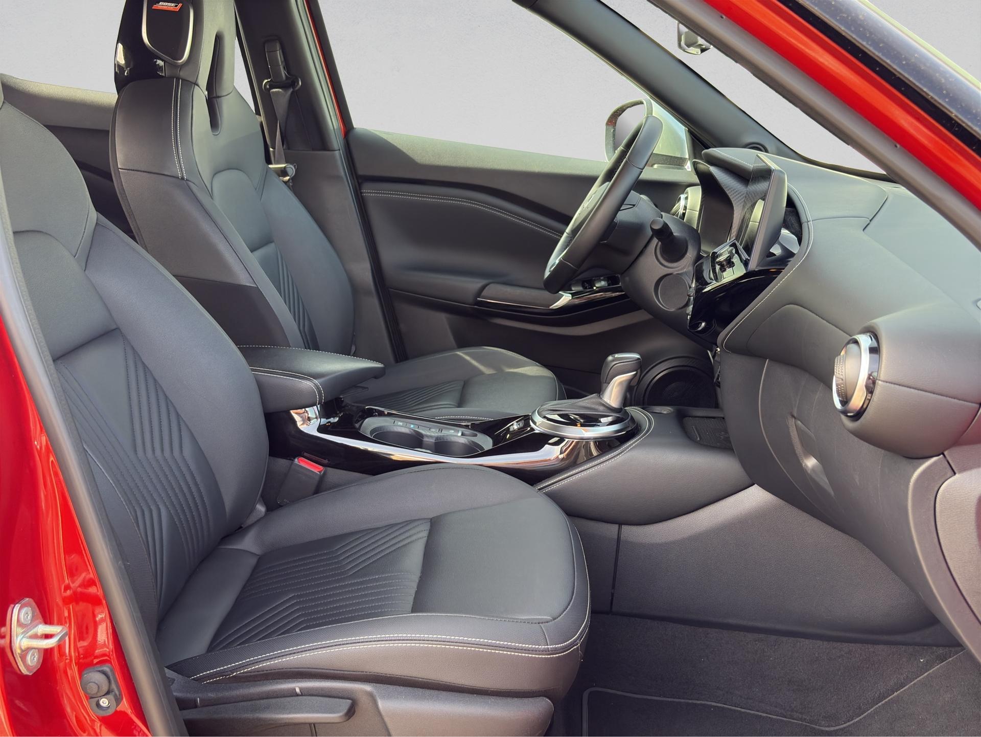 NISSAN Juke 1.6 FHEV Tekna-image-16