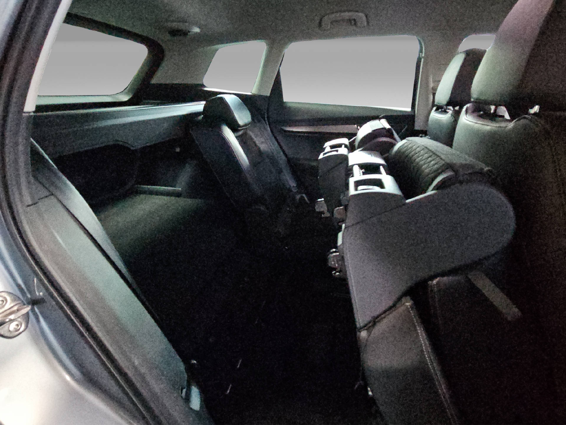 SKODA Karoq 2.0 TDI Style 4x4 DSG-image-16