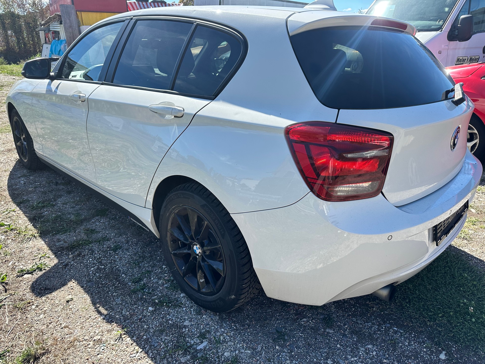 BMW 116i-image-3