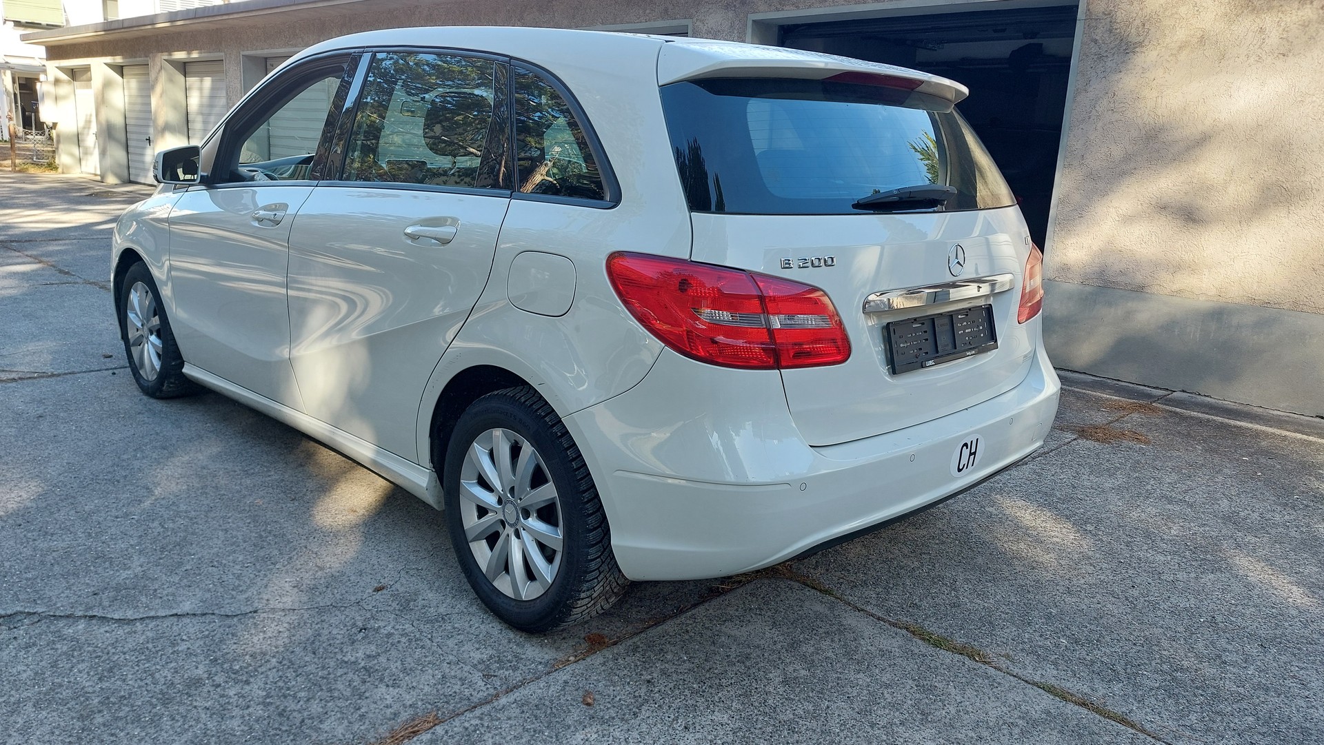 MERCEDES-BENZ B 200 CDI 7G-DCT-image-6