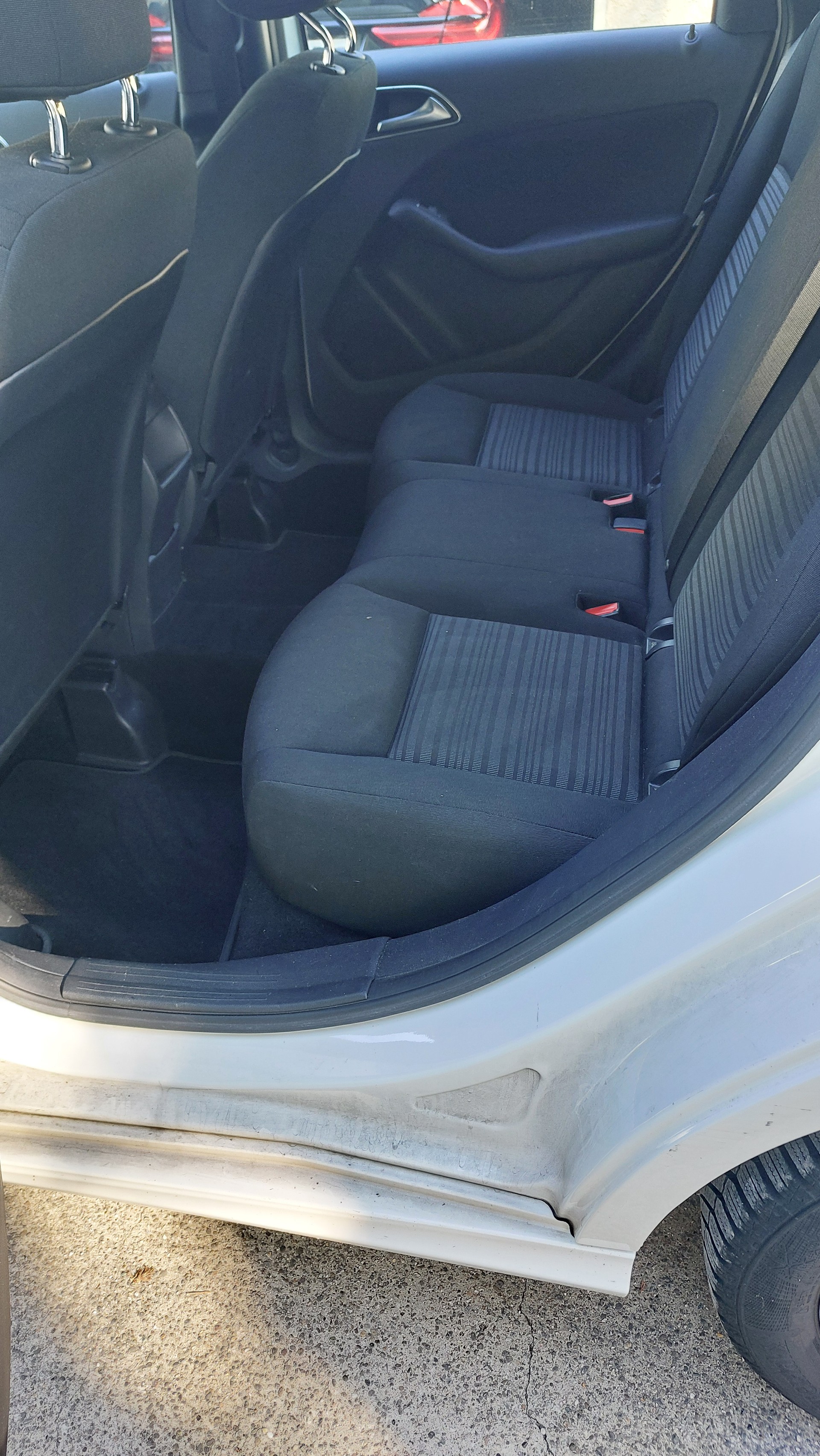 MERCEDES-BENZ B 200 CDI 7G-DCT-image-8