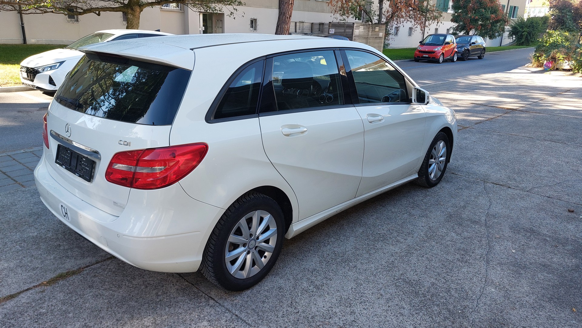 MERCEDES-BENZ B 200 CDI 7G-DCT-image-4